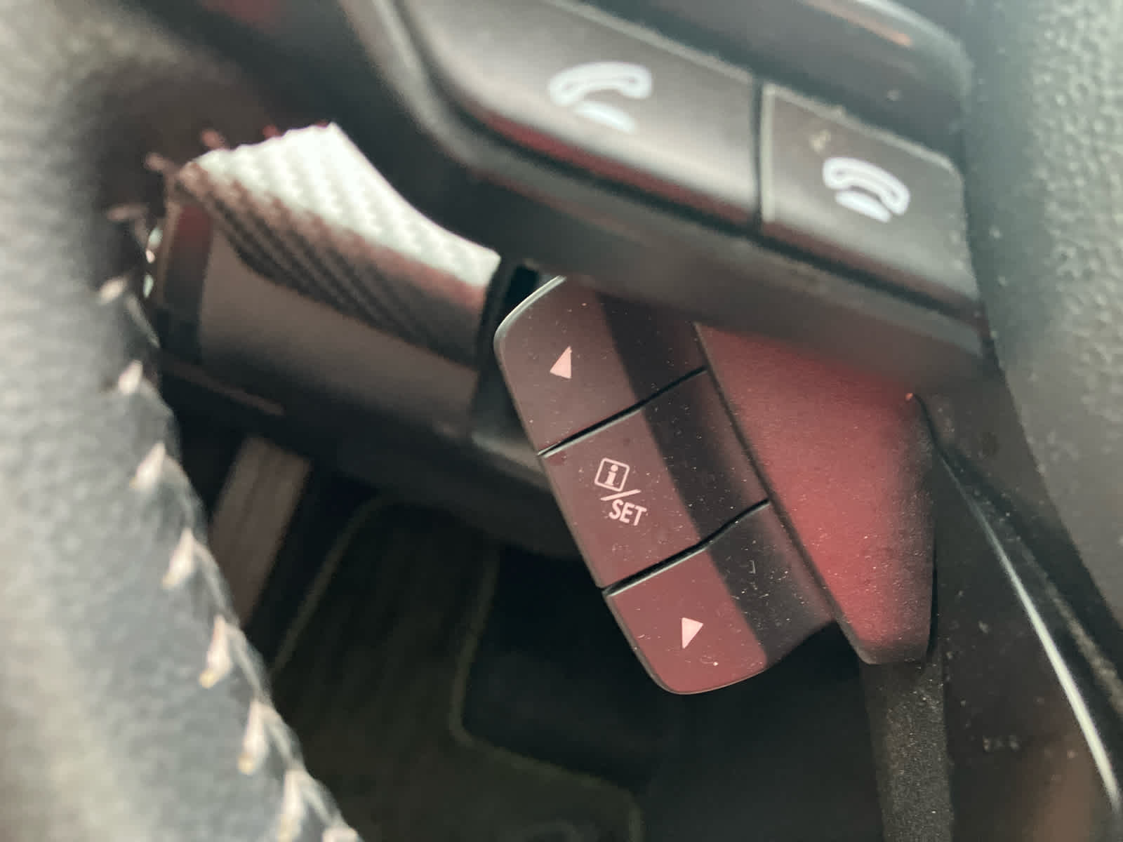 2022 Subaru Ascent photo 17 of 37
