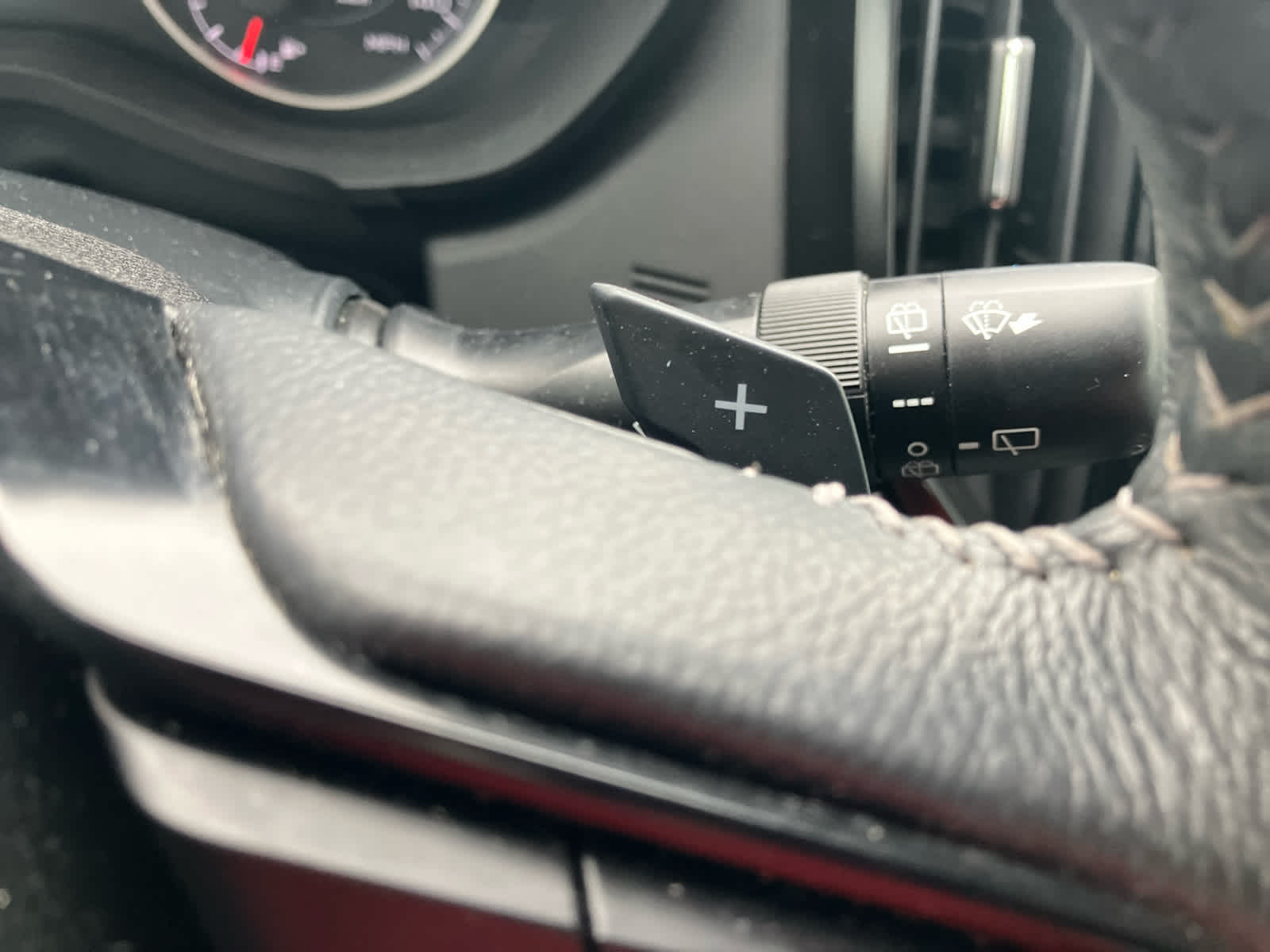 2022 Subaru Ascent photo 22 of 37