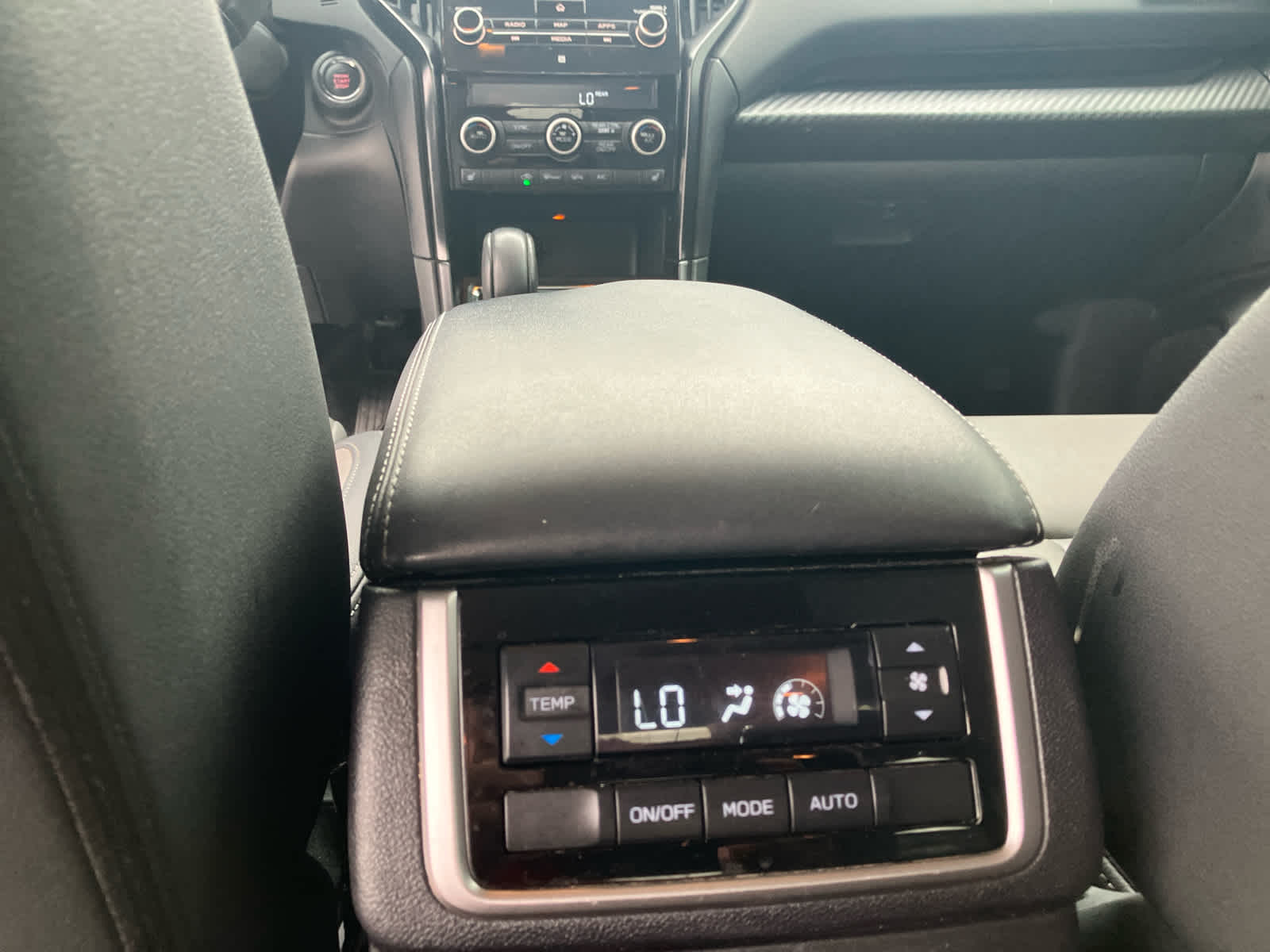 2022 Subaru Ascent photo 34 of 37