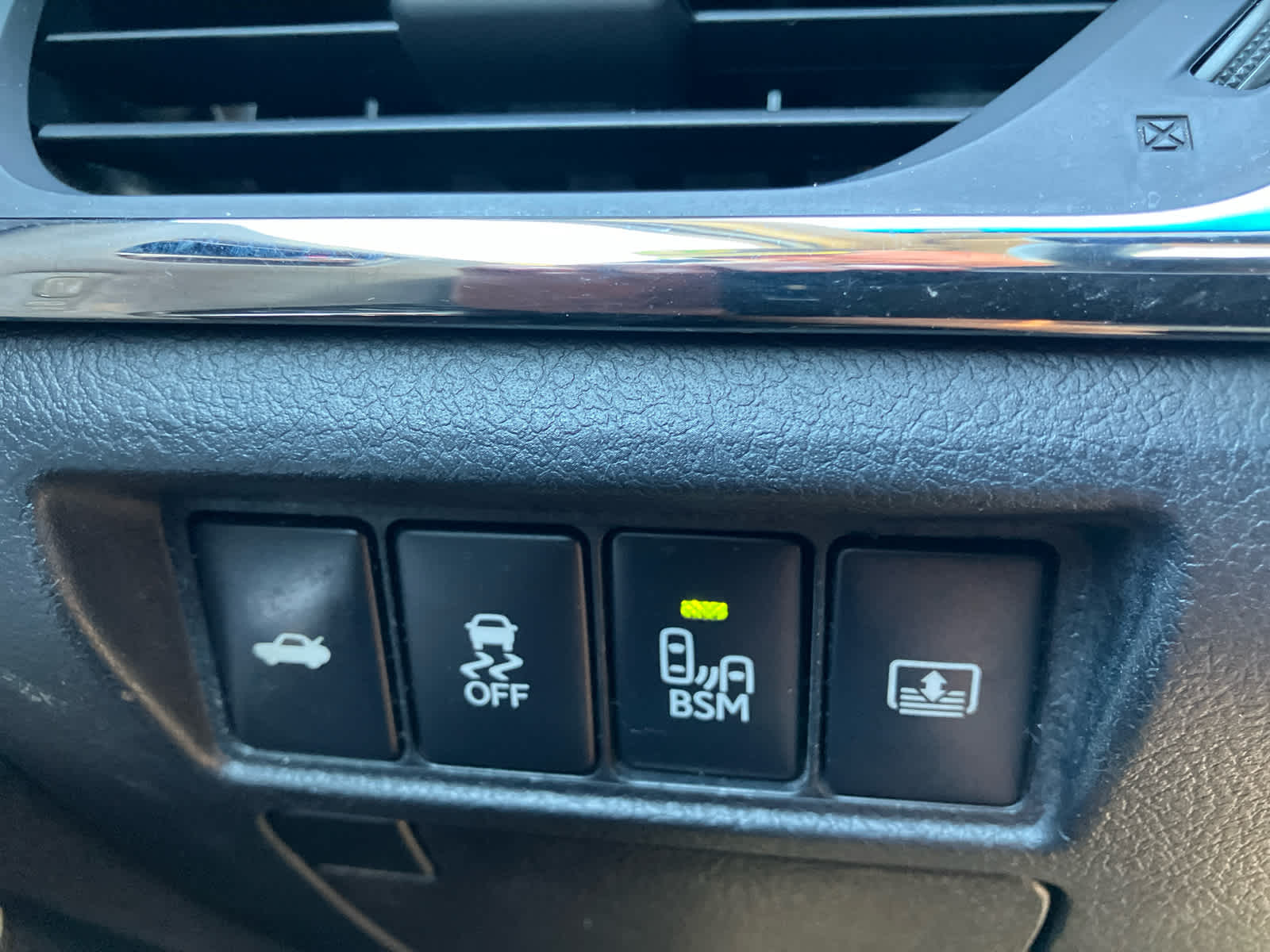 2014 Toyota Avalon photo 13 of 29