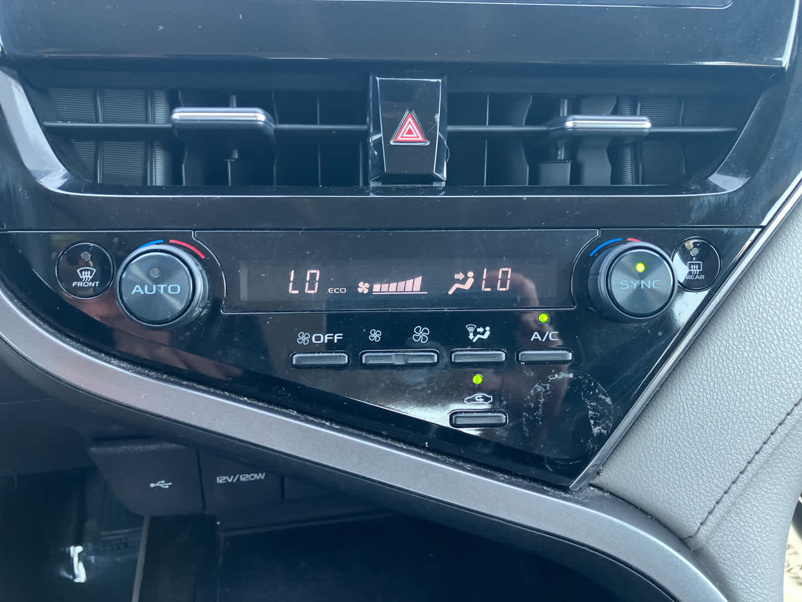 2023 Toyota Camry photo 23 of 29