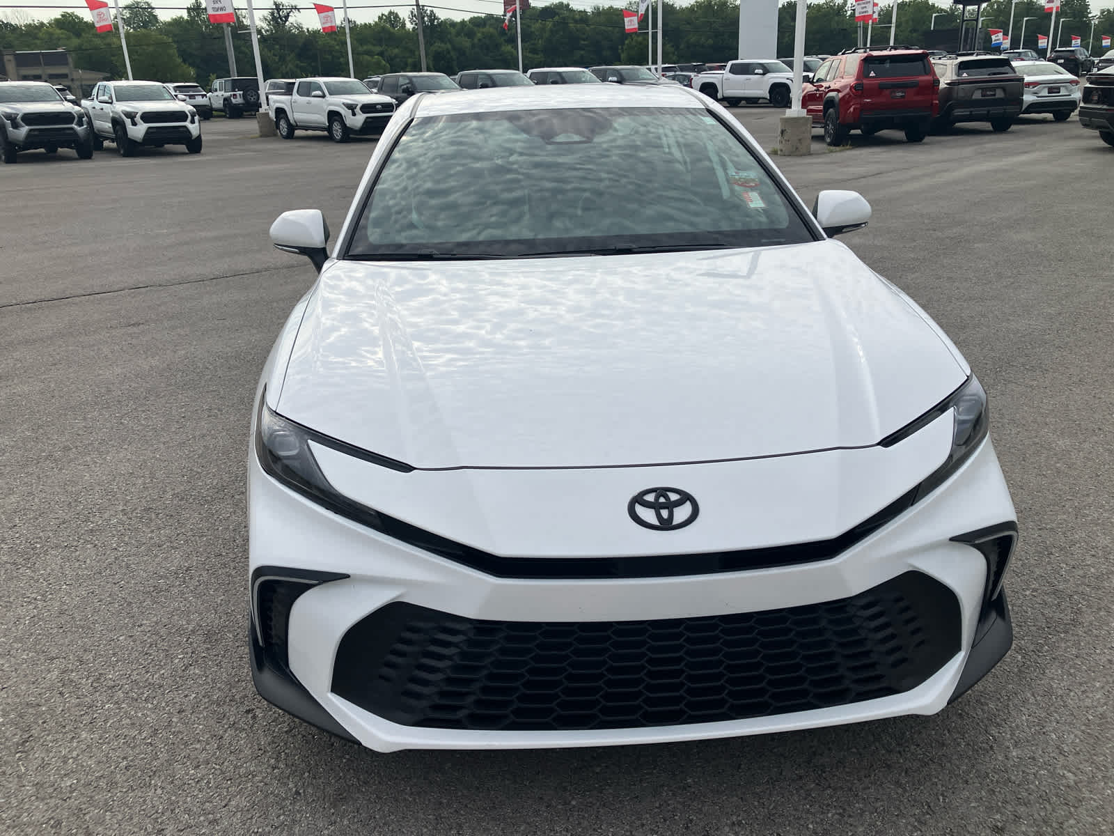 2026 Toyota Camry photo 4 of 38