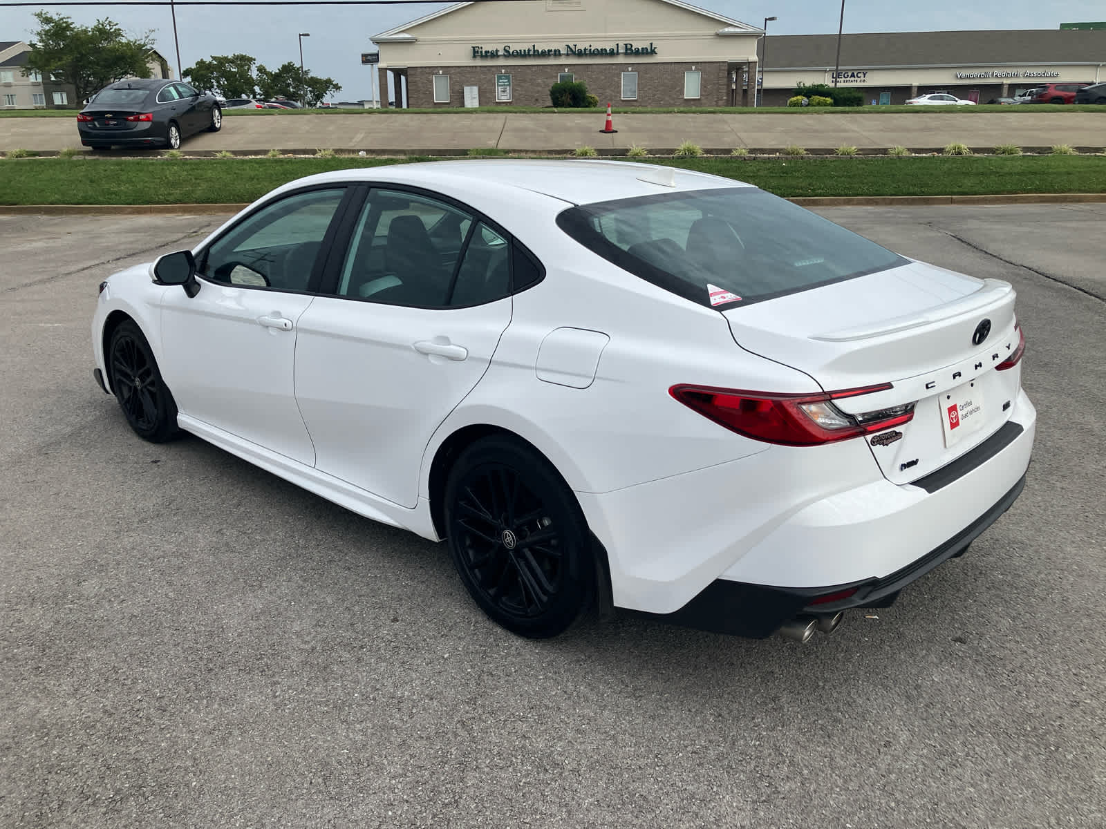 2026 Toyota Camry photo 7 of 38