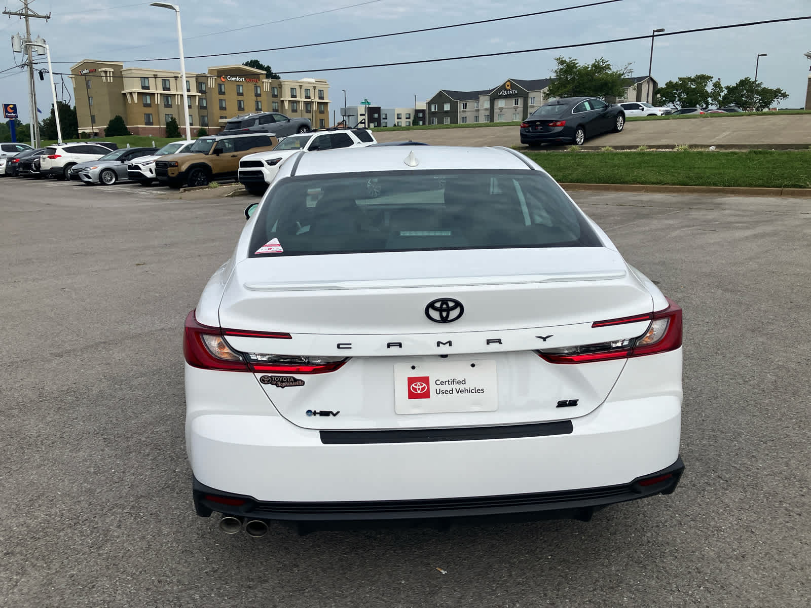 2026 Toyota Camry photo 8 of 38