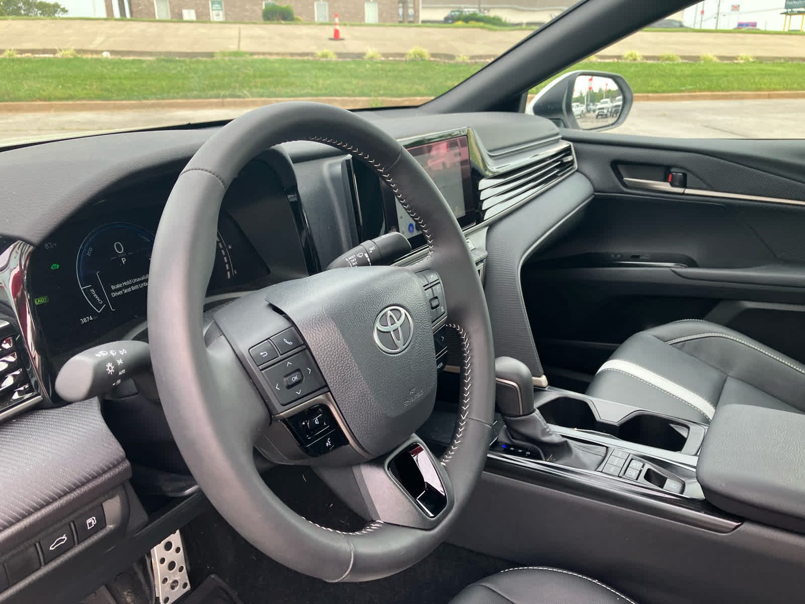 2026 Toyota Camry photo 11 of 38
