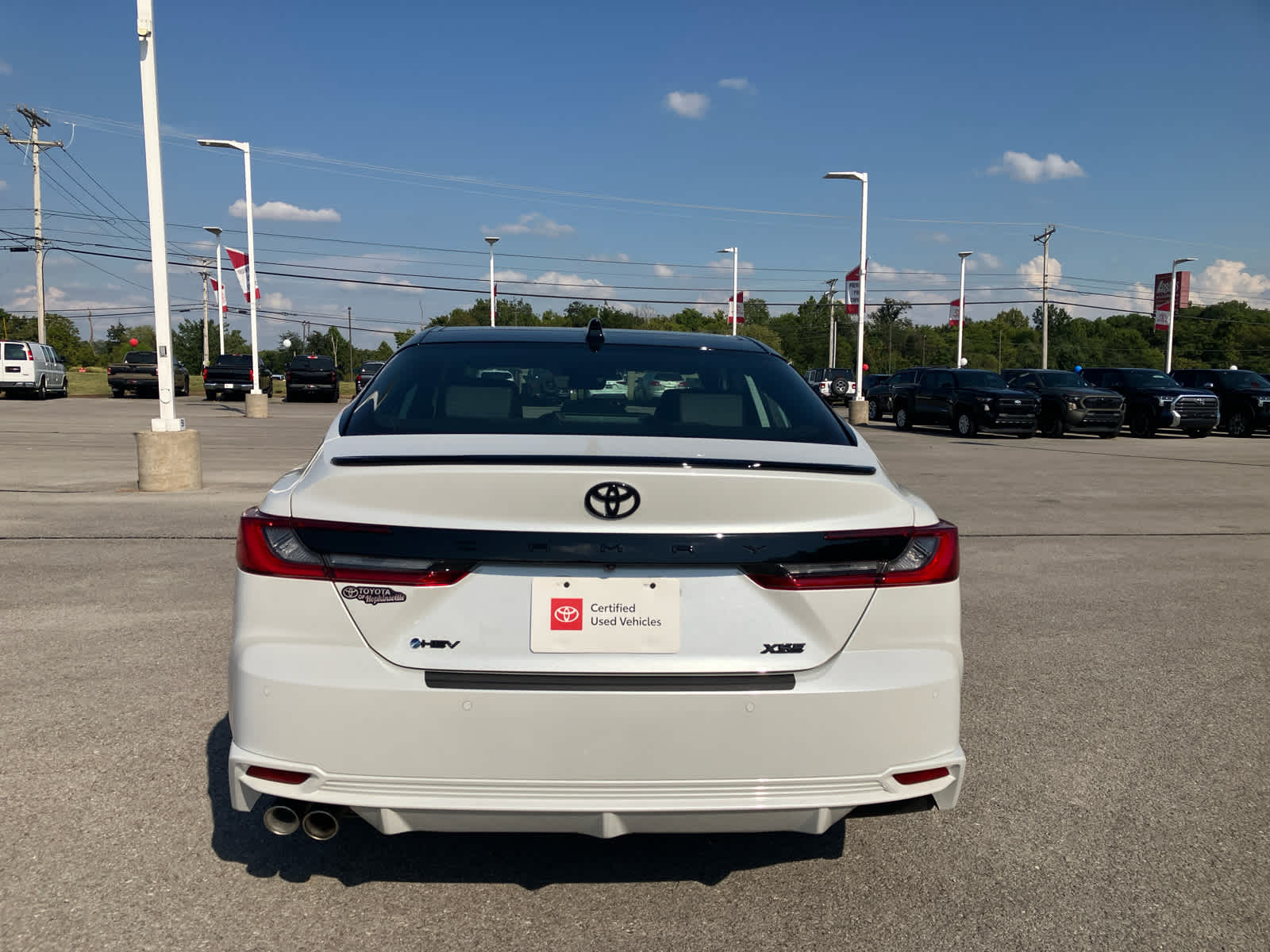 2026 Toyota Camry photo 8 of 41