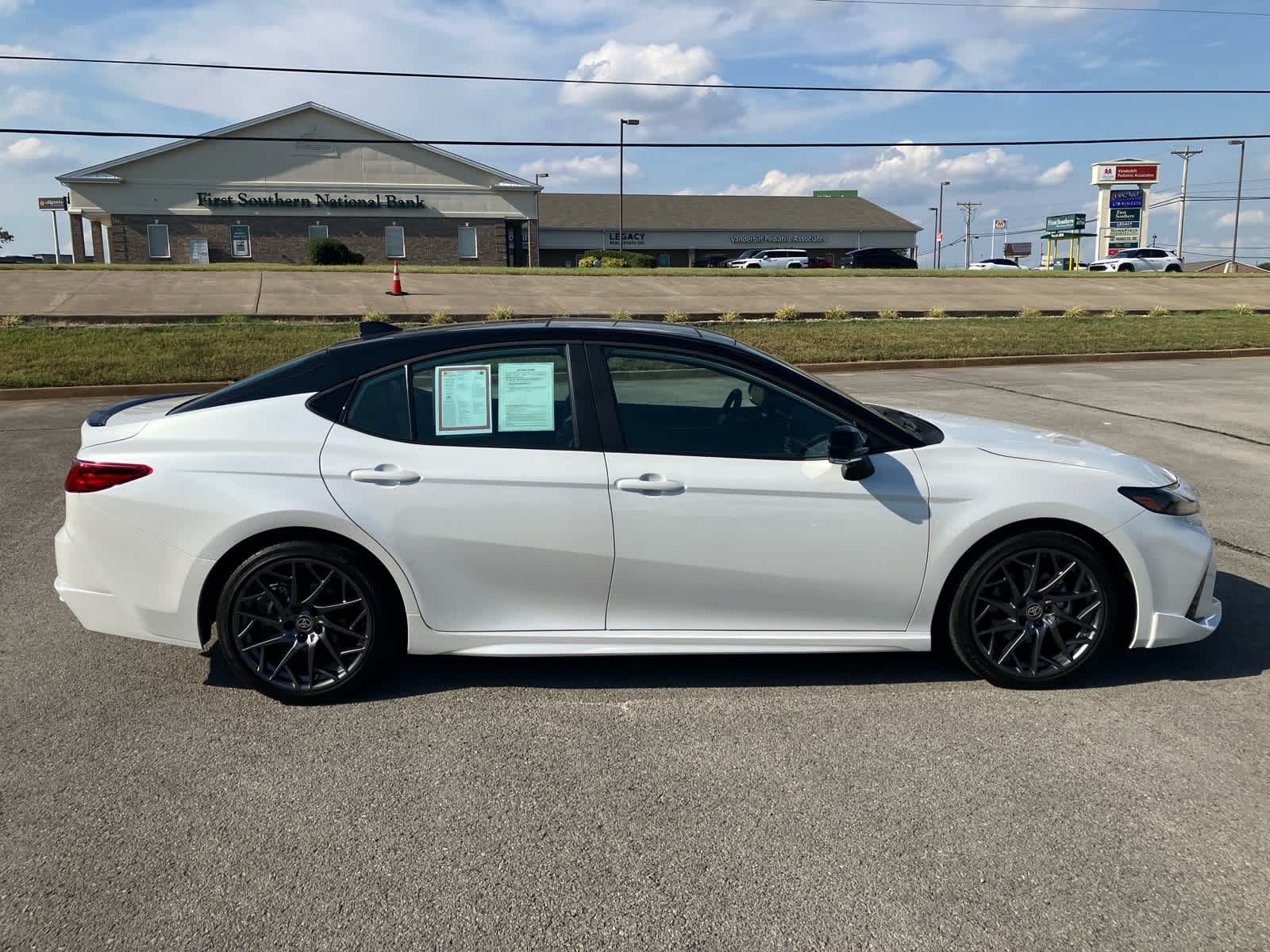 2026 Toyota Camry photo 10 of 41