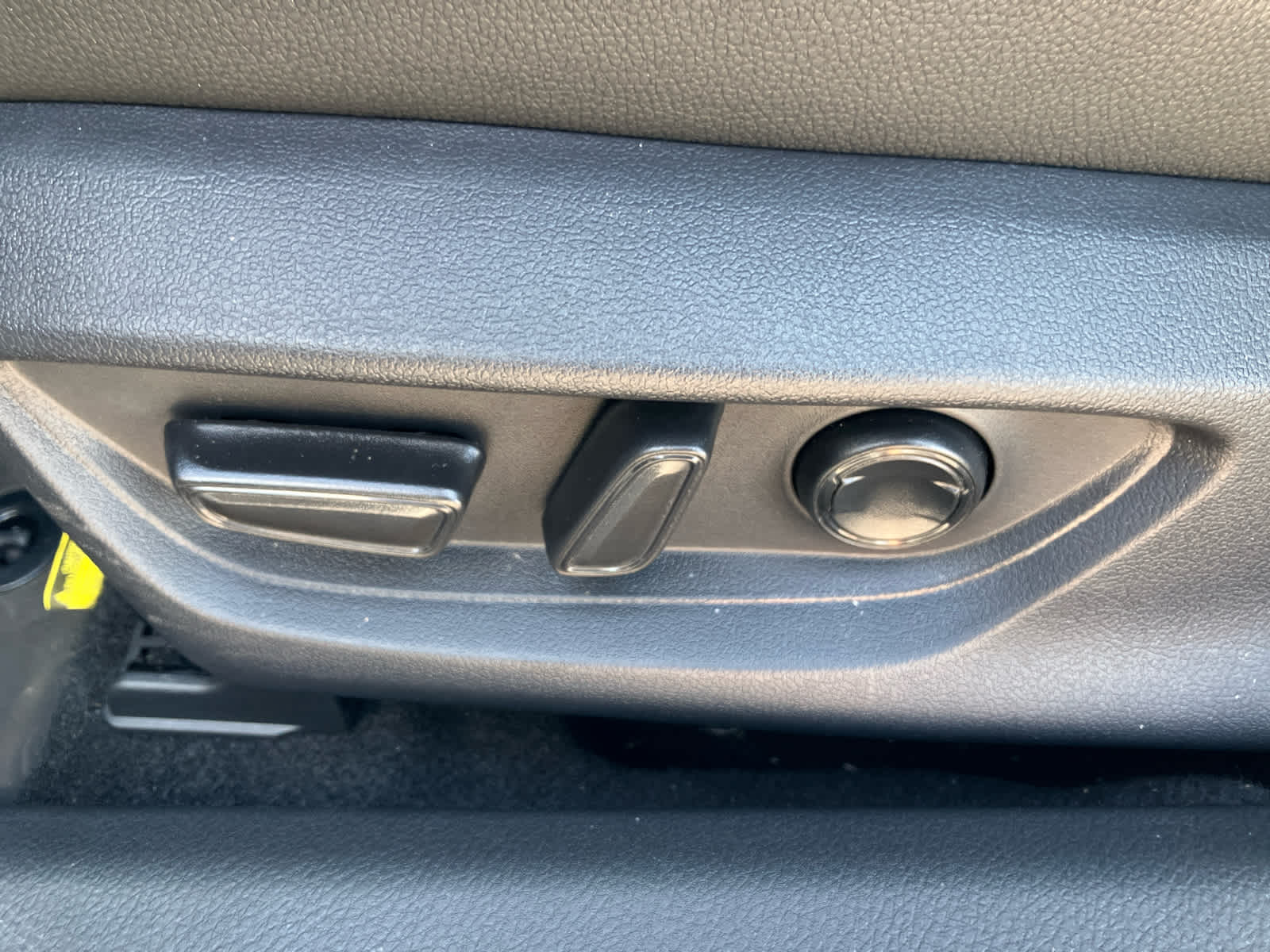 2026 Toyota Camry photo 13 of 41