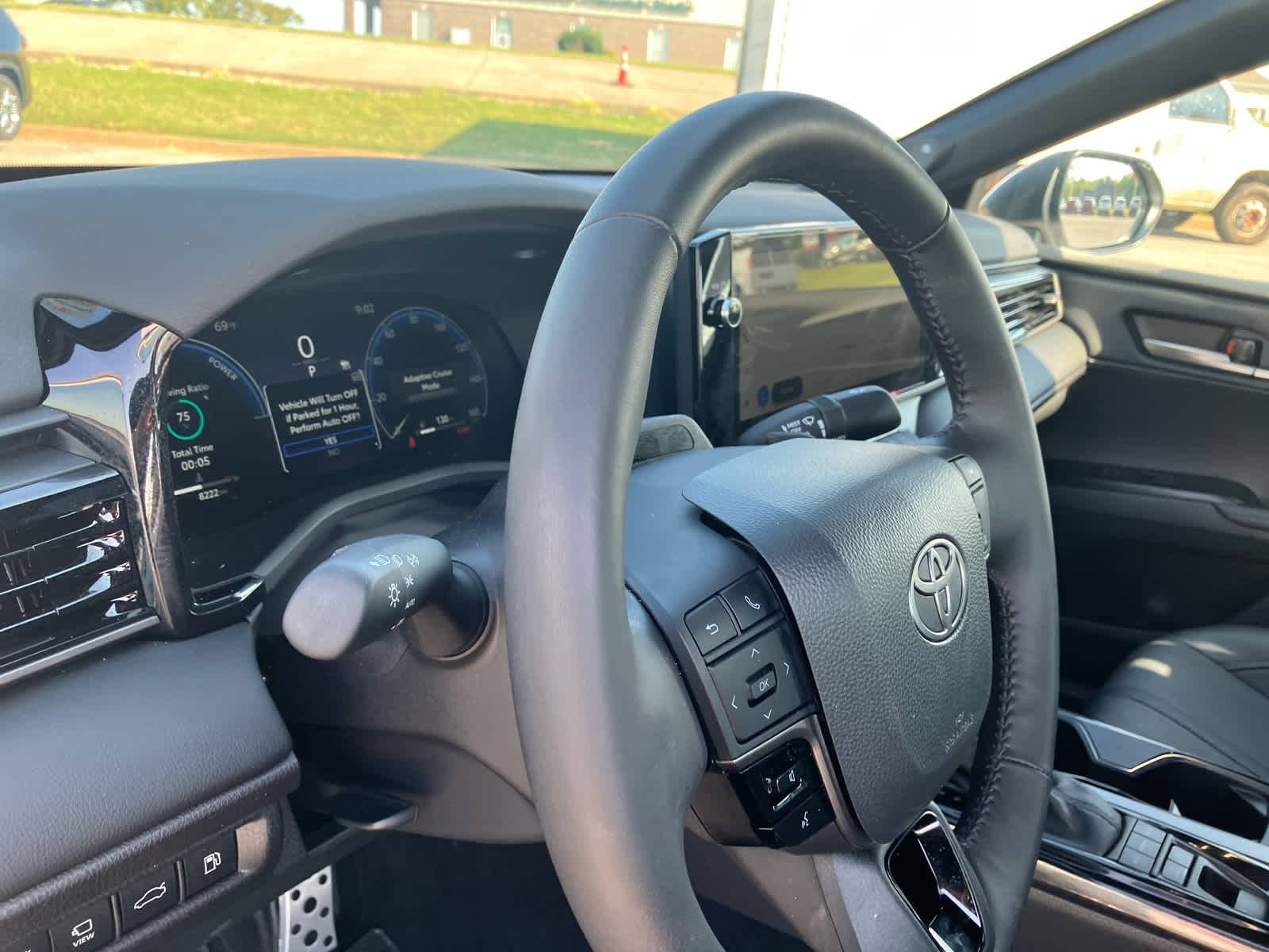 2026 Toyota Camry photo 10 of 39