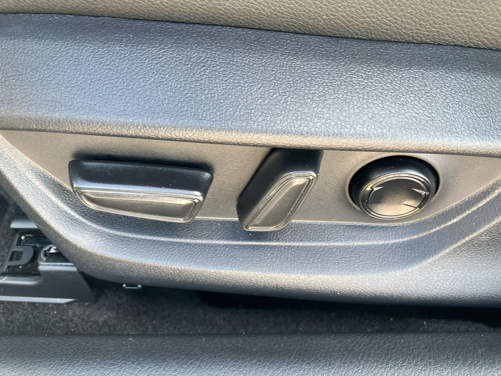 2026 Toyota Camry photo 12 of 39