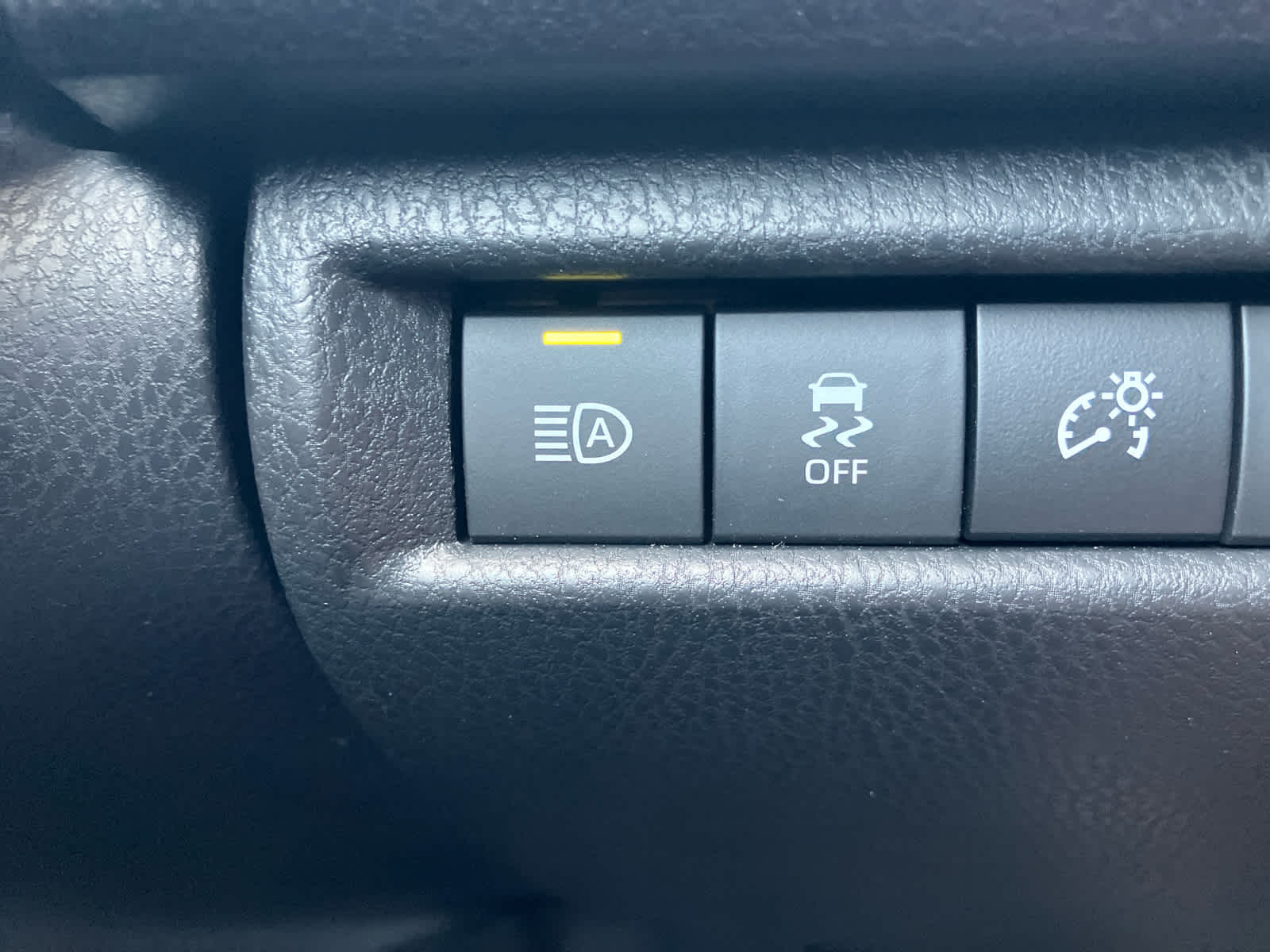2026 Toyota Camry photo 15 of 39