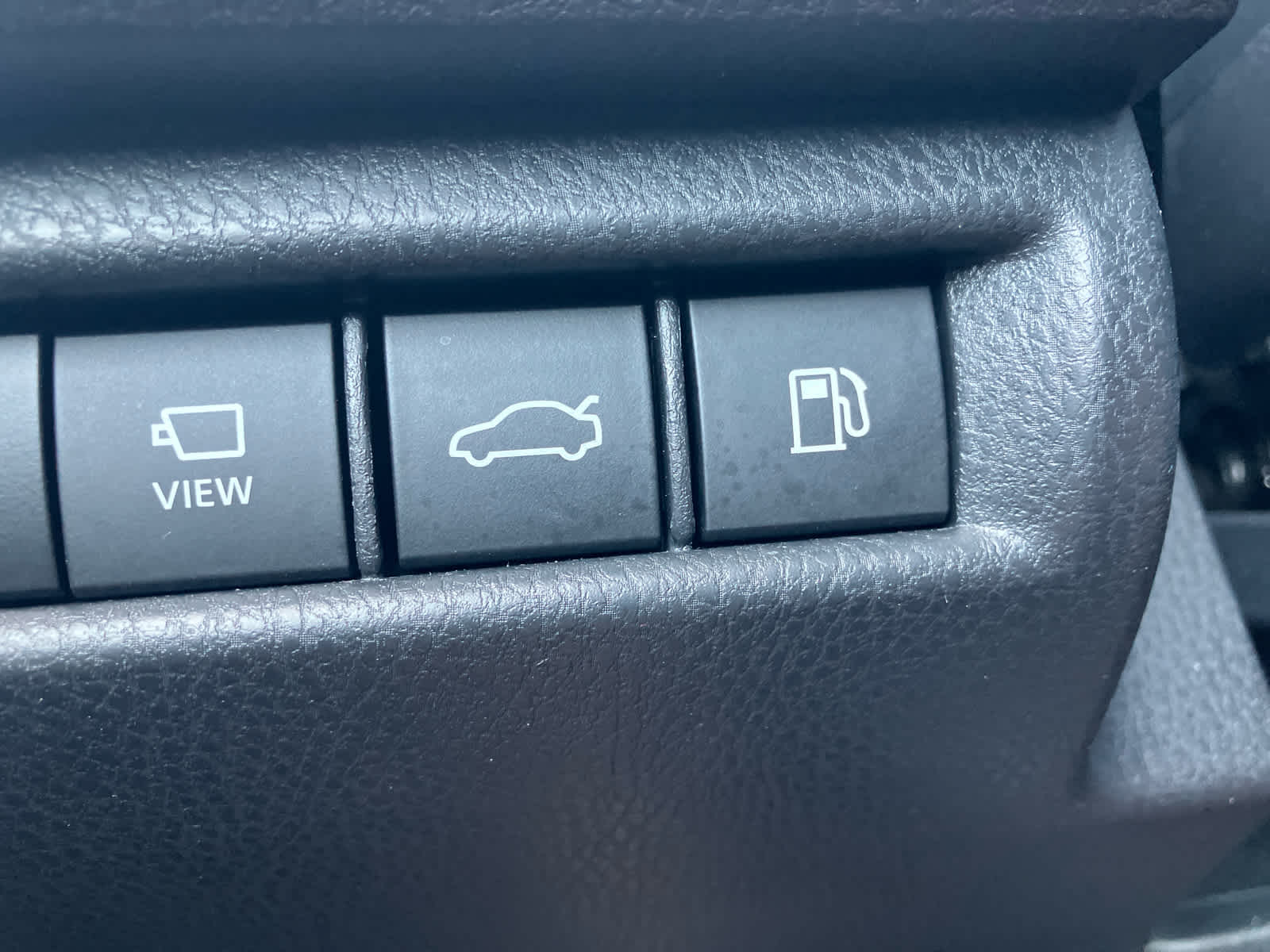 2026 Toyota Camry photo 16 of 39