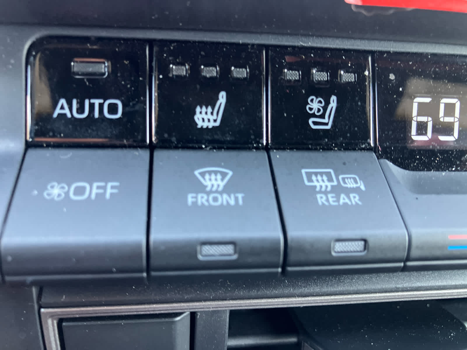 2026 Toyota Camry photo 29 of 39