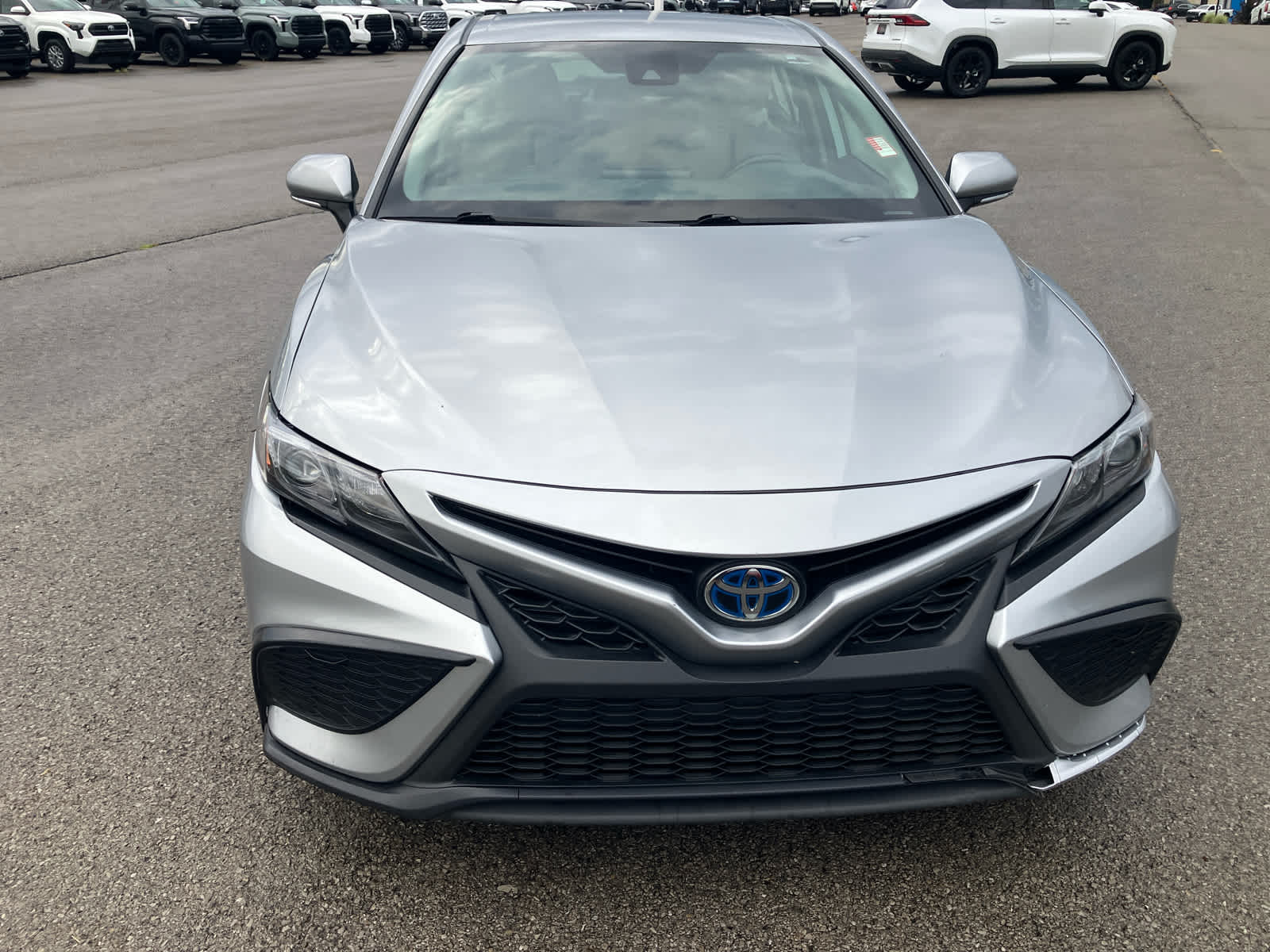 2024 Toyota Camry photo 2 of 34