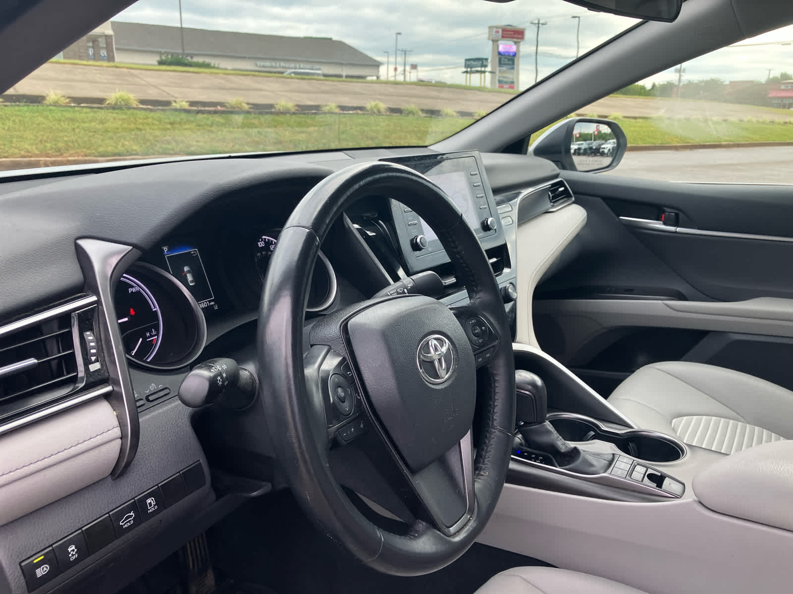 2024 Toyota Camry photo 9 of 34