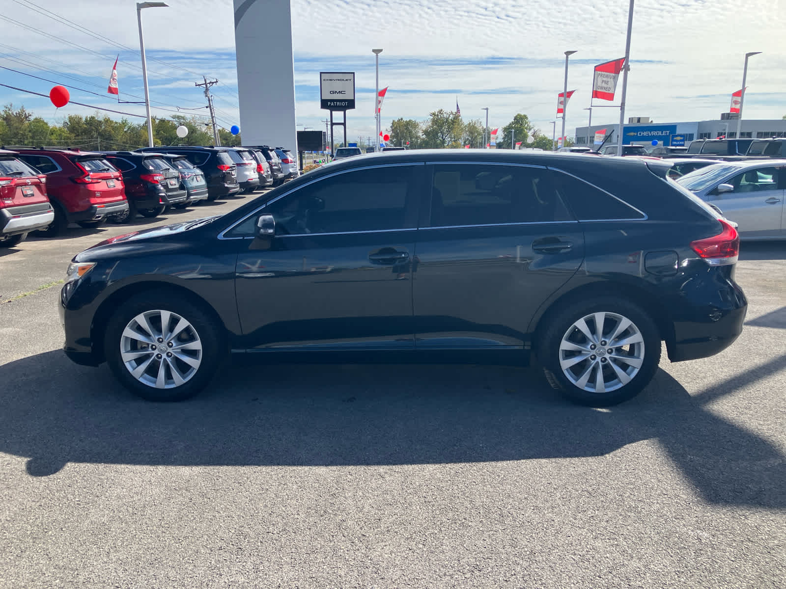 2013 Toyota Venza photo 4 of 29