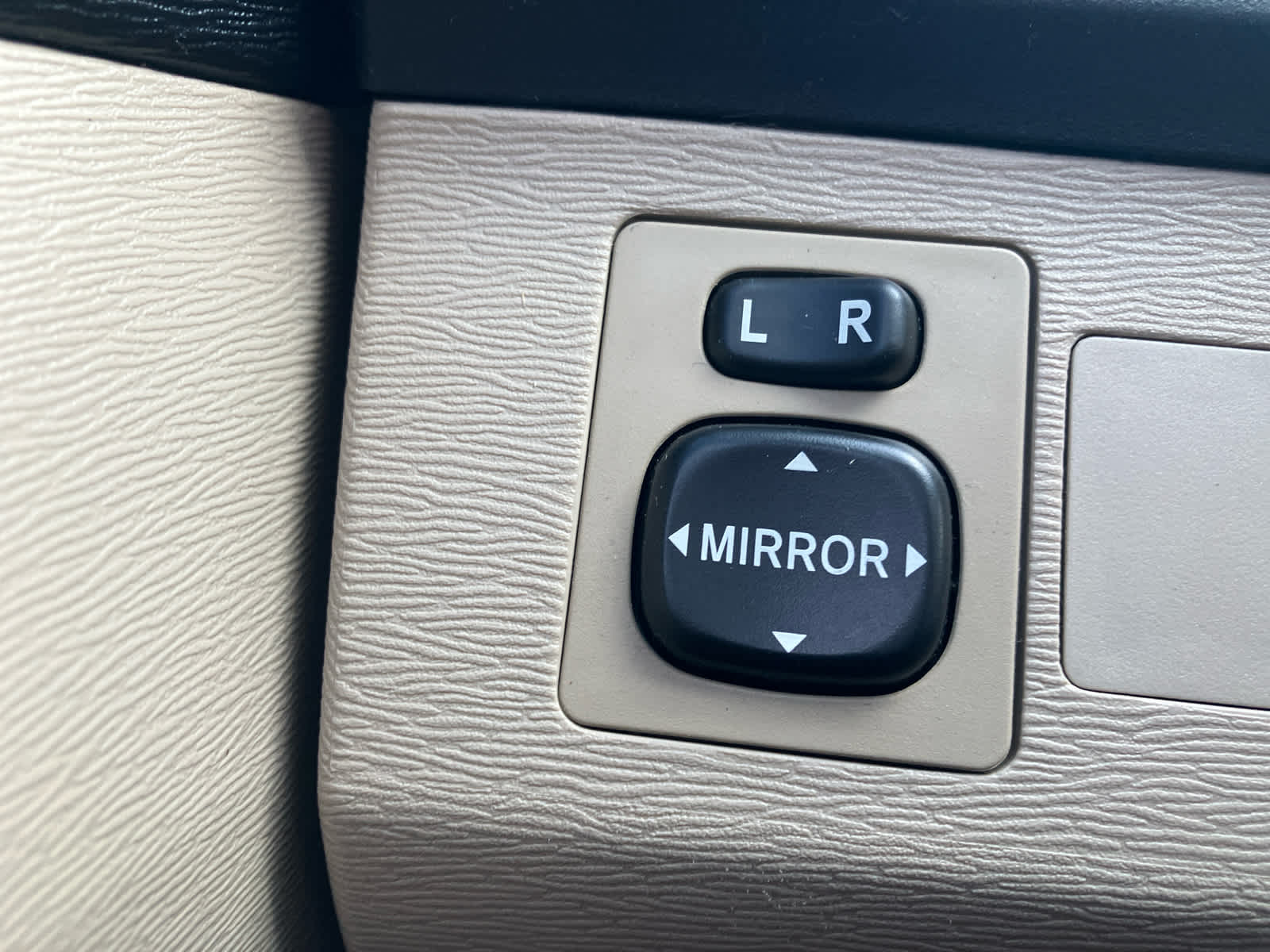 2013 Toyota Venza photo 13 of 29