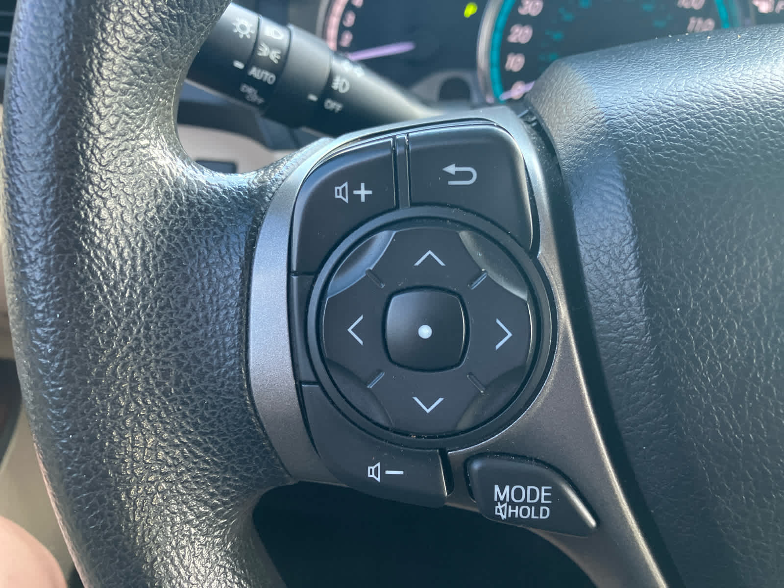 2013 Toyota Venza photo 16 of 29