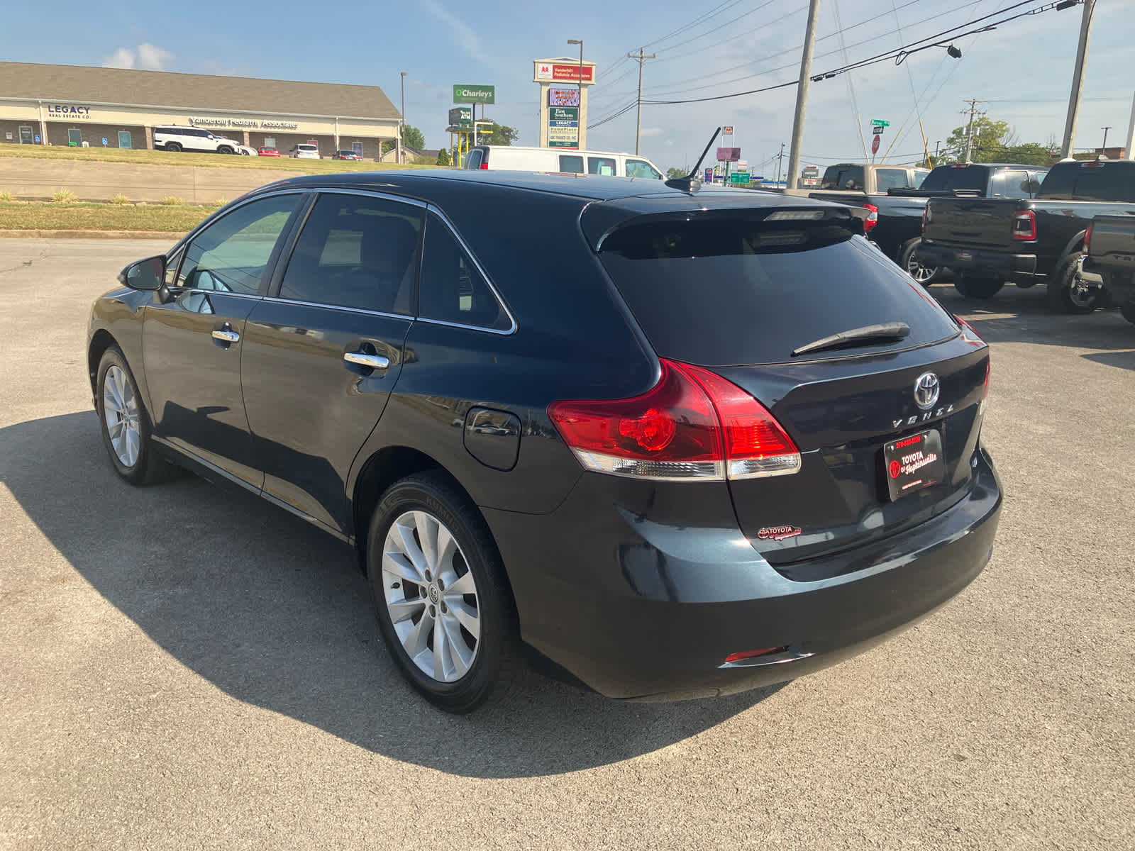 2015 Toyota Venza photo 5 of 25