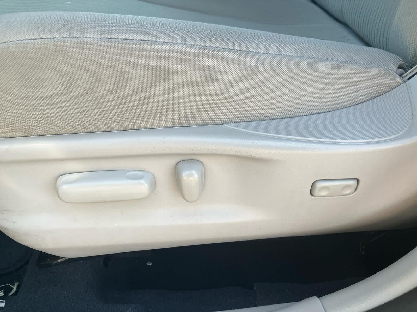 2015 Toyota Venza photo 10 of 25