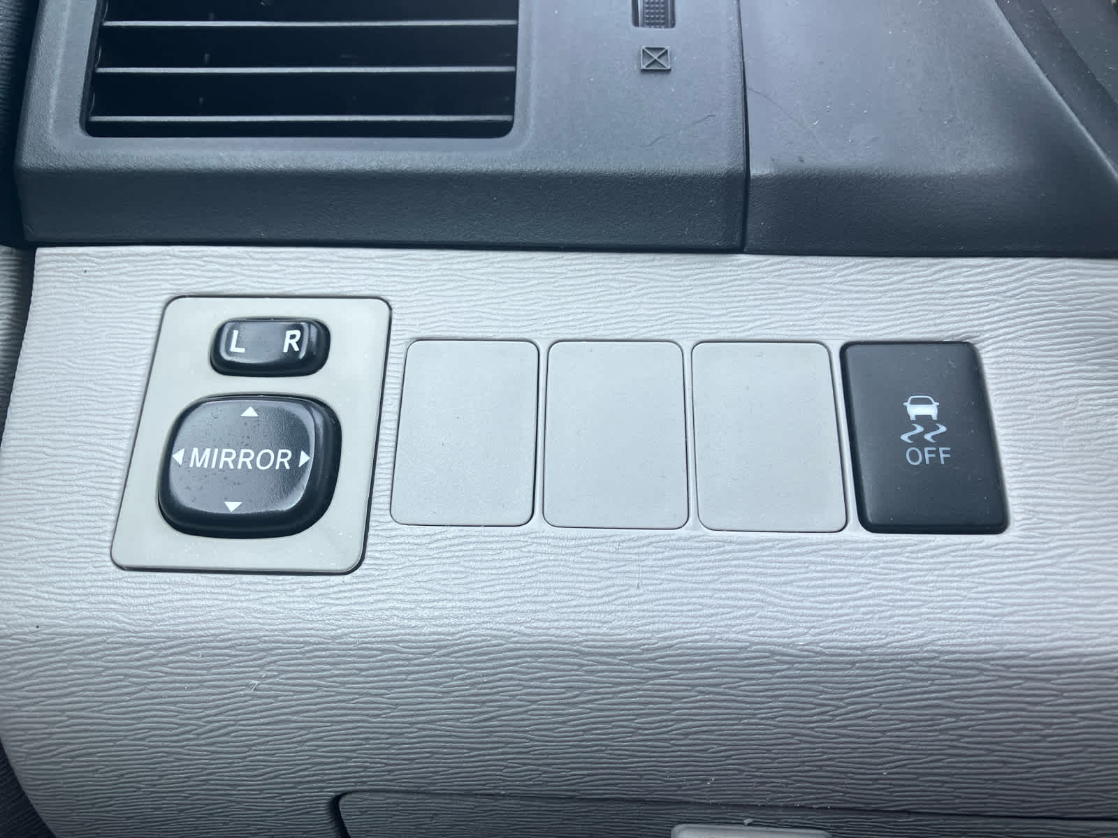 2015 Toyota Venza photo 11 of 25