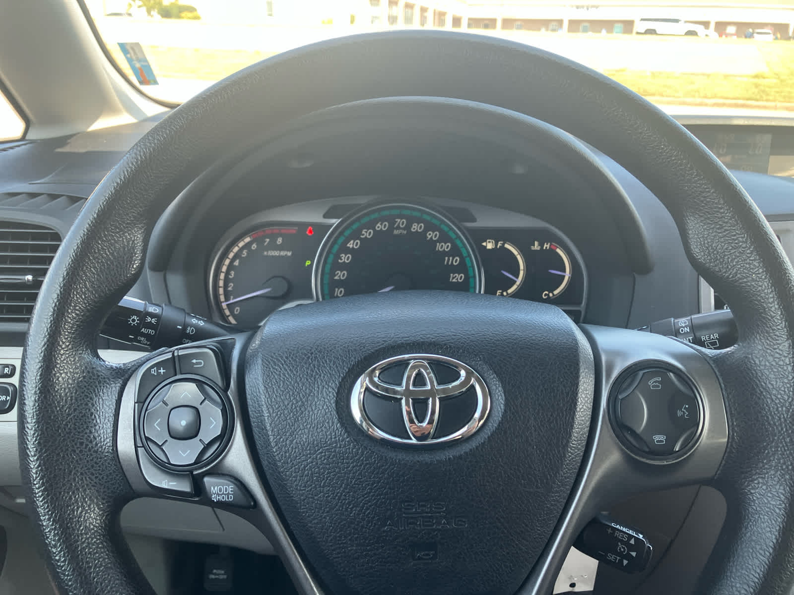 2015 Toyota Venza photo 12 of 25