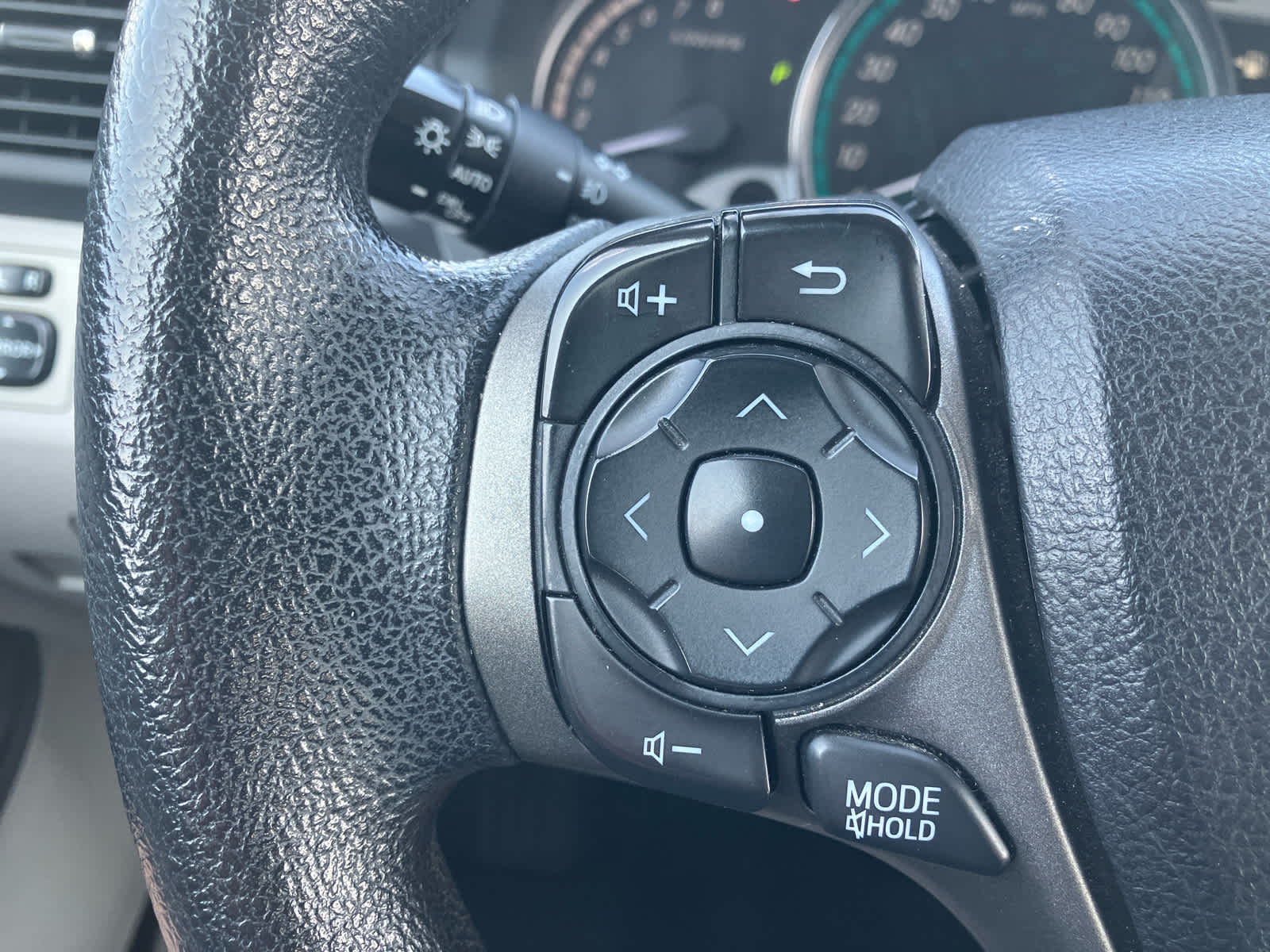 2015 Toyota Venza photo 14 of 25