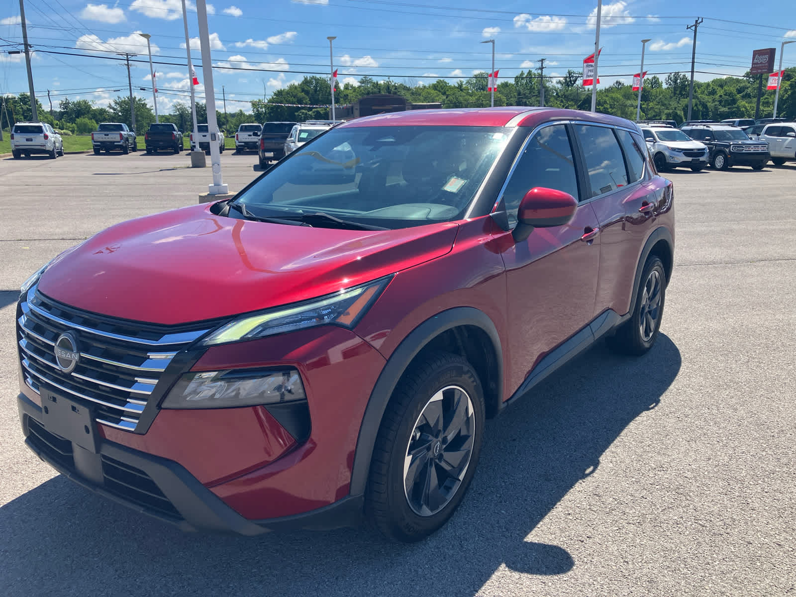 2024 Nissan Rogue photo 3 of 35