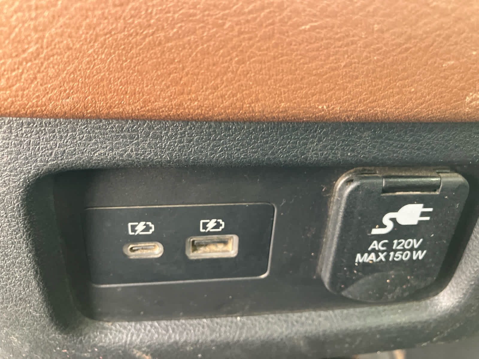 2023 Nissan Pathfinder photo 37 of 39