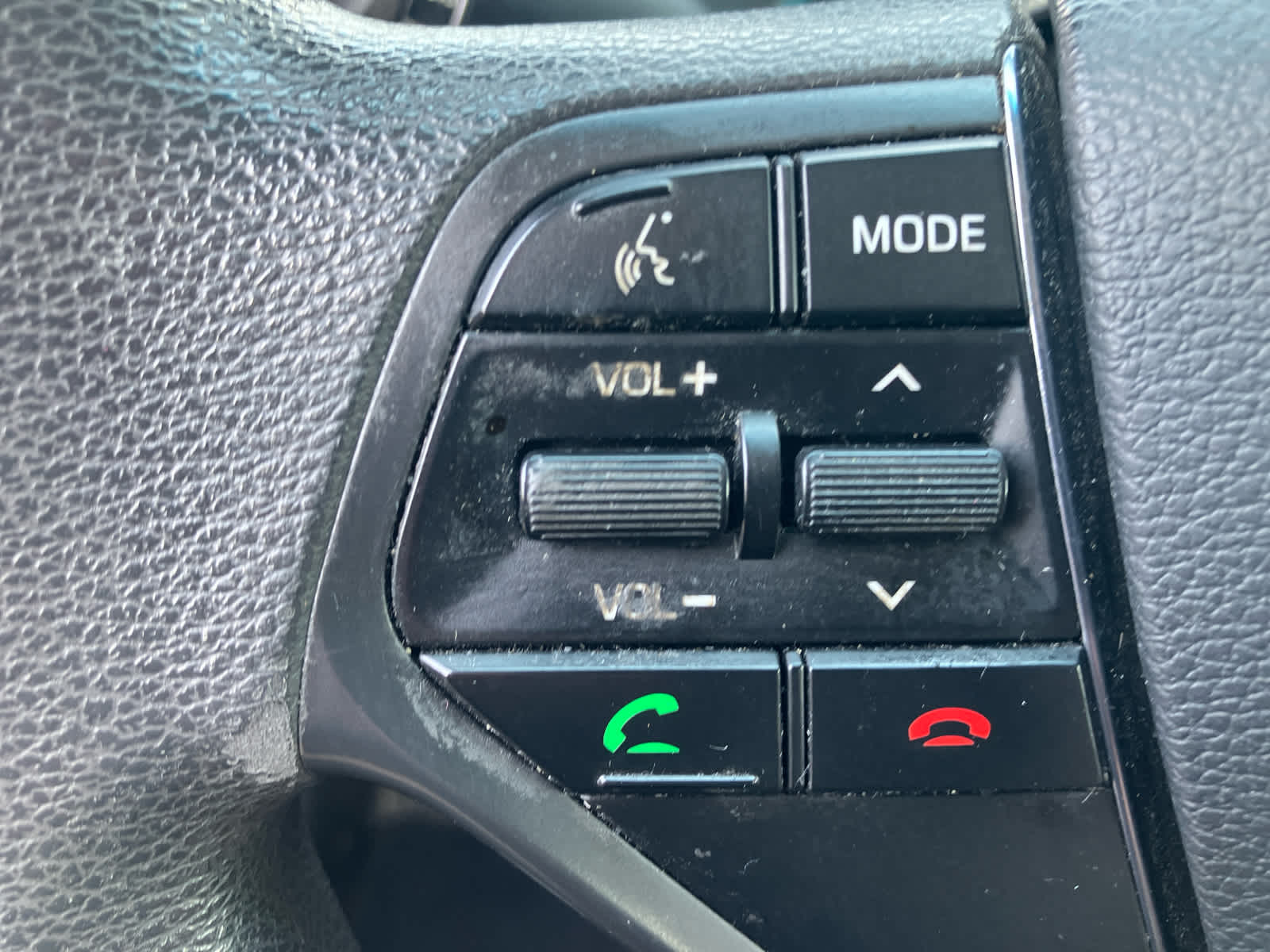 2015 Hyundai Sonata photo 14 of 22
