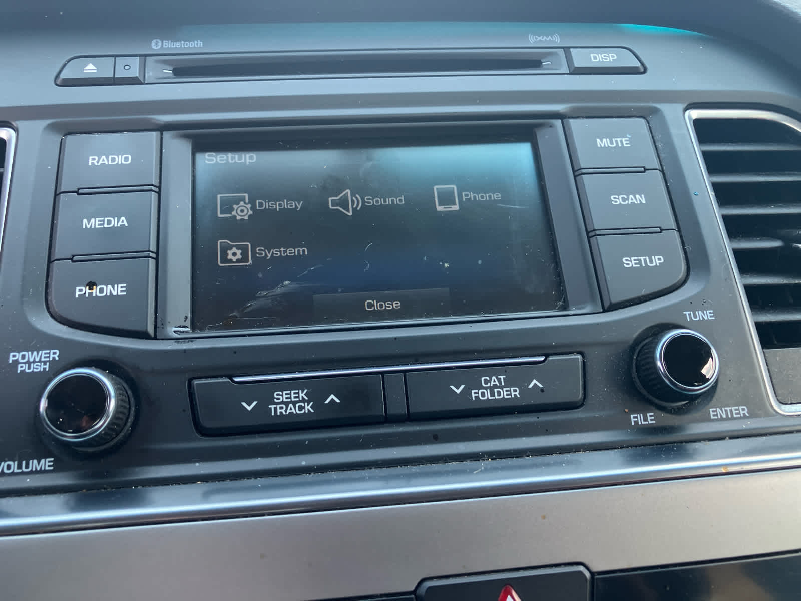 2015 Hyundai Sonata photo 16 of 22