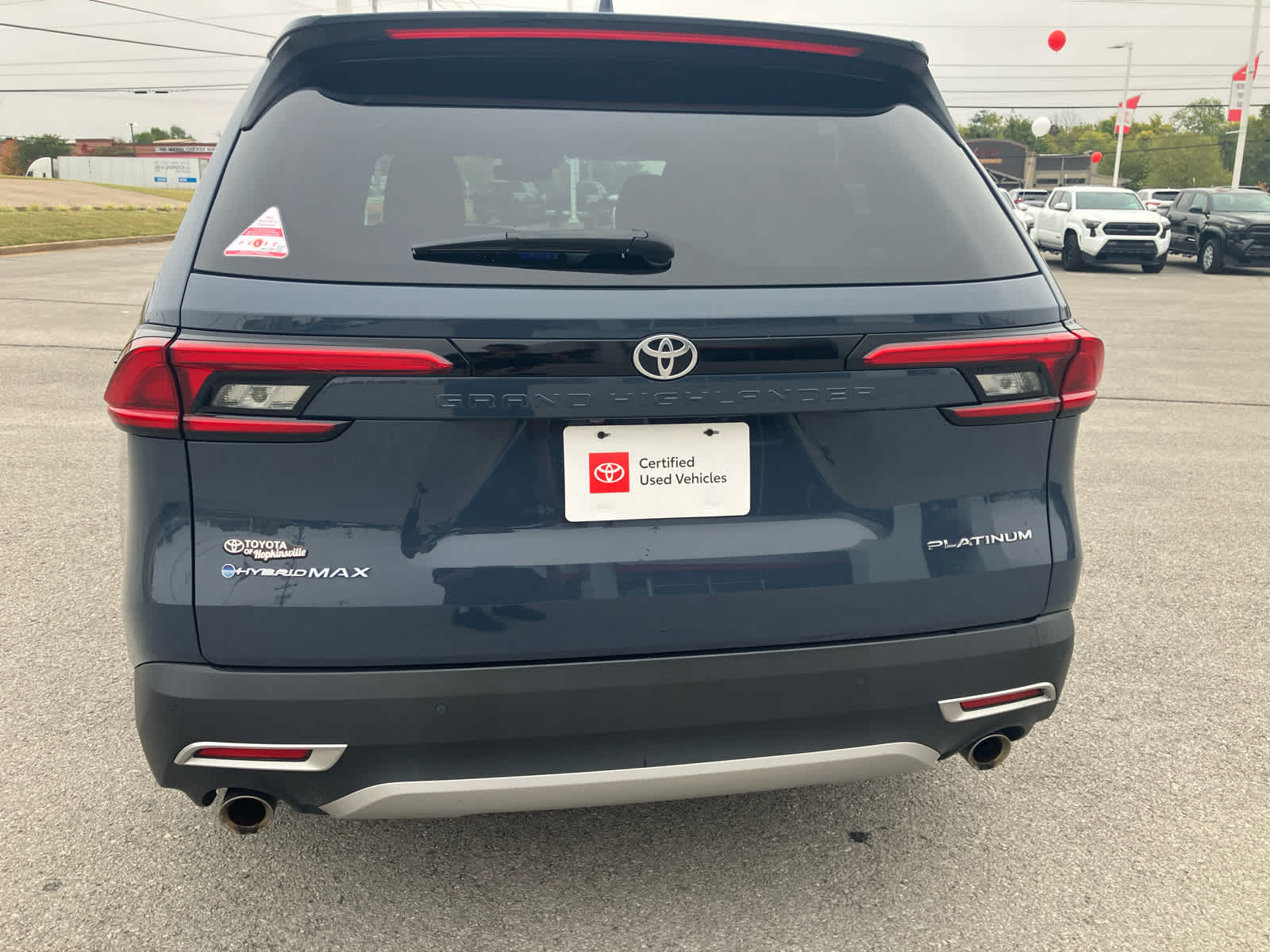 2024 Toyota Grand Highlander photo 10 of 43