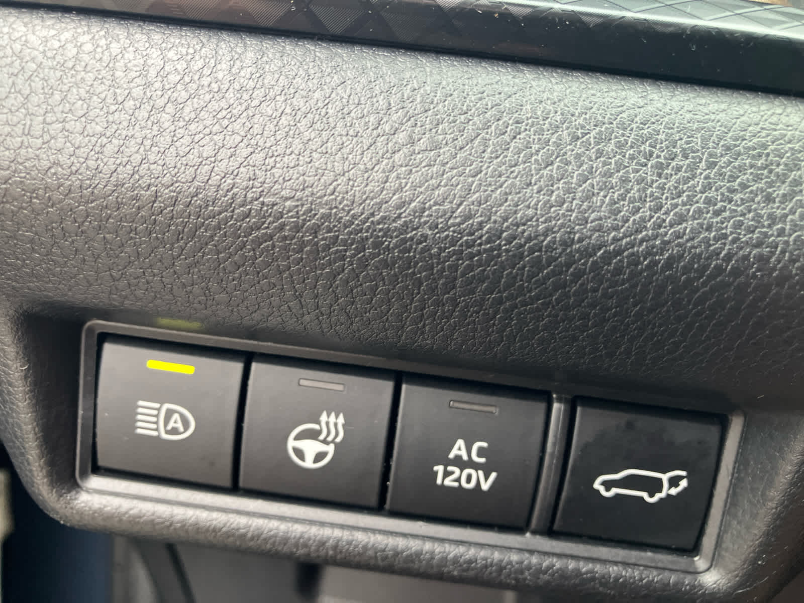 2024 Toyota Grand Highlander photo 16 of 43