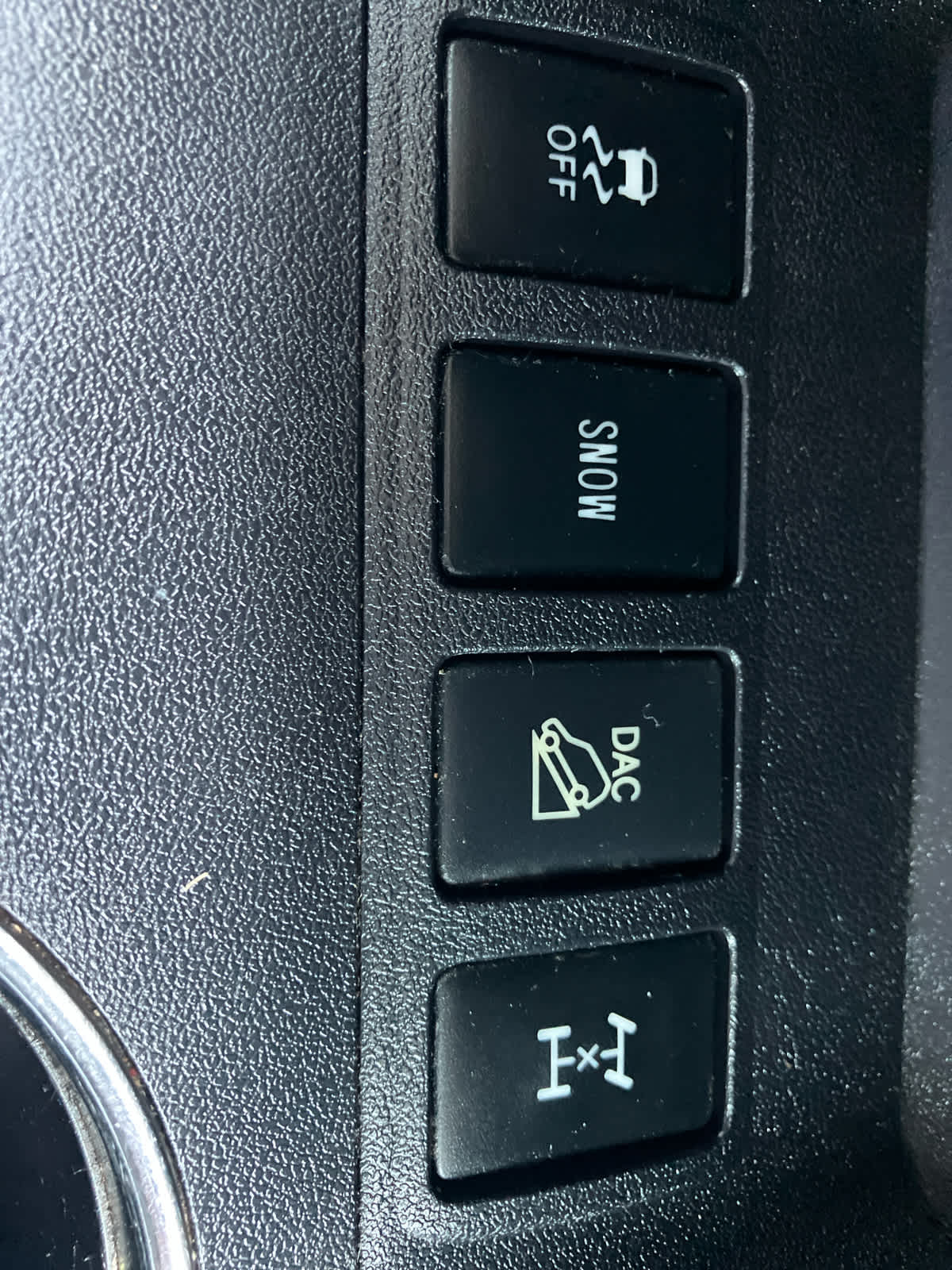 2016 Toyota Highlander photo 29 of 35