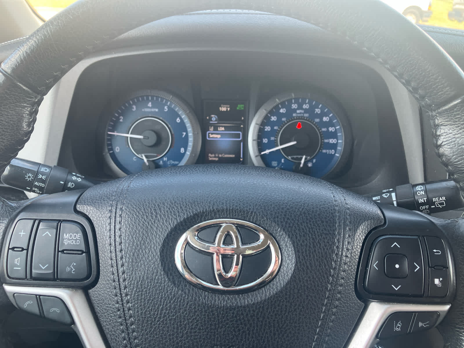 2020 Toyota Sienna photo 15 of 31