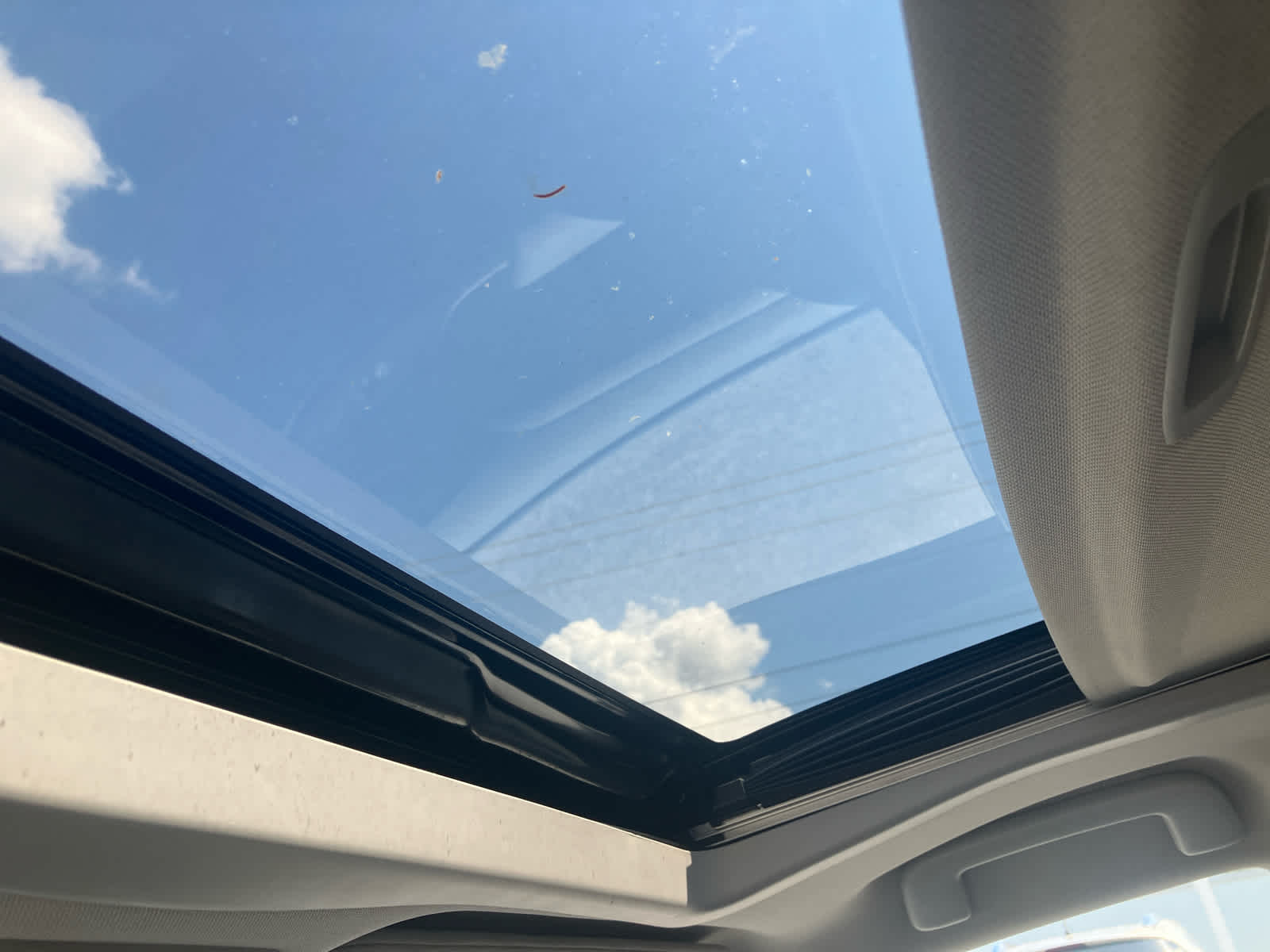 2020 Toyota Sienna photo 19 of 31