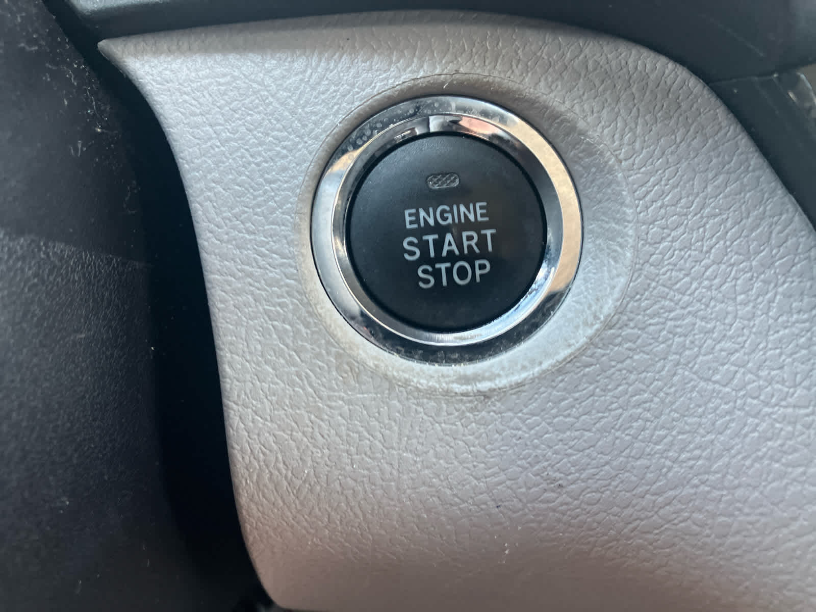 2020 Toyota Sienna photo 24 of 31