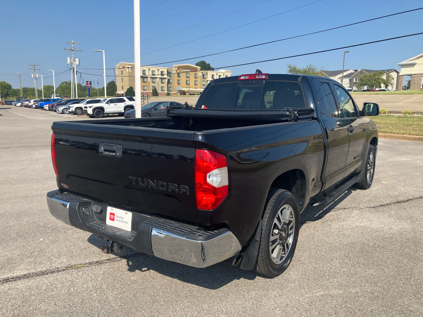 2021 Toyota Tundra photo 9 of 32