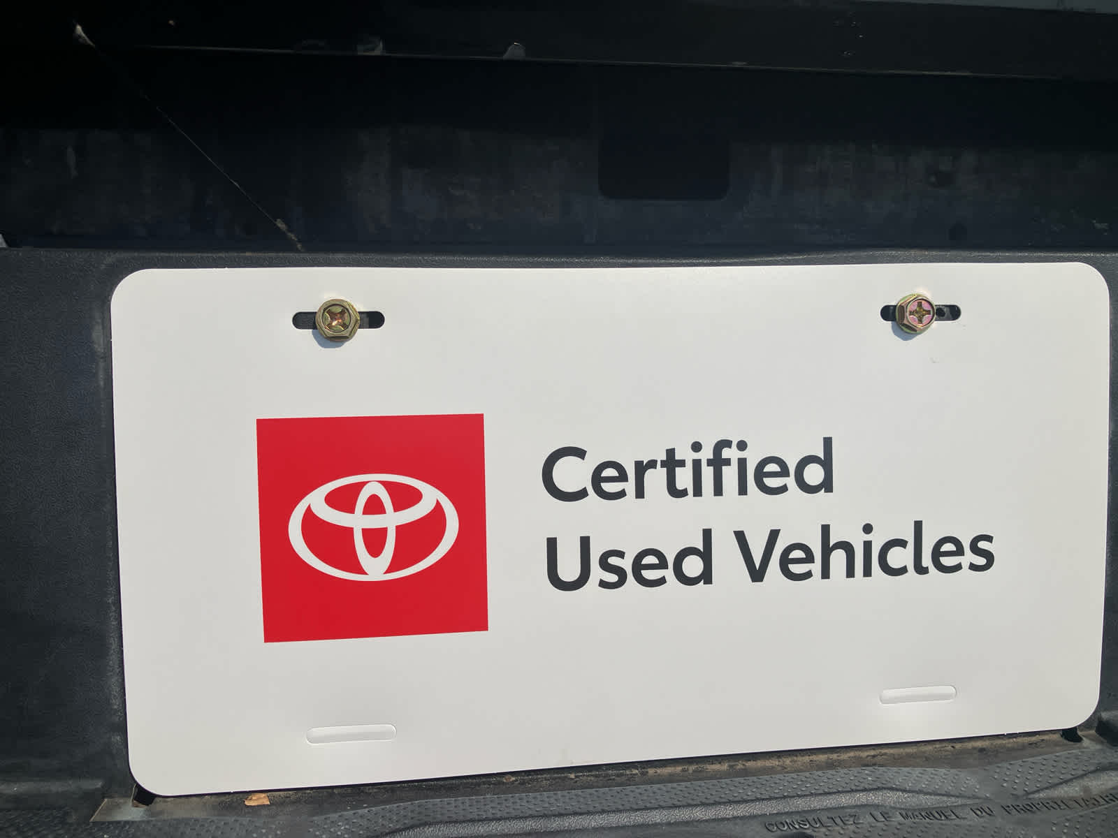 2021 Toyota Tundra photo 2 of 32