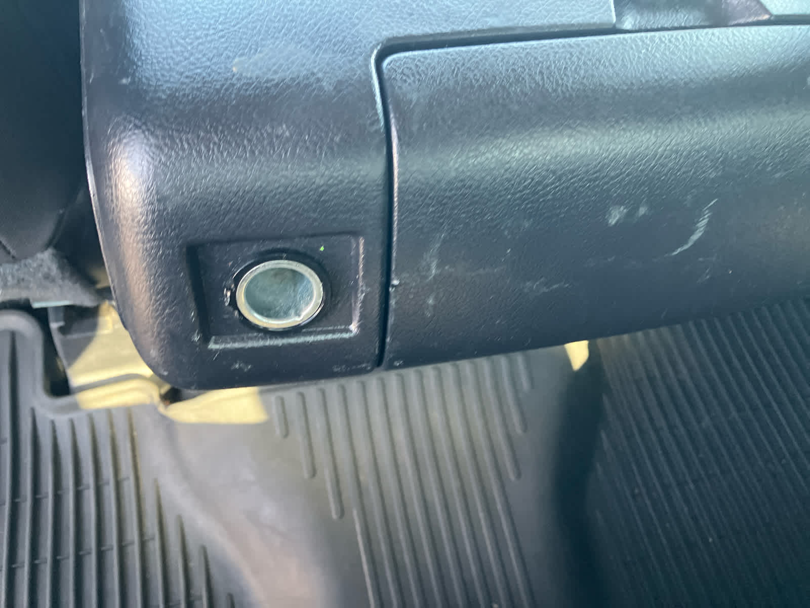 2021 Toyota Tundra photo 30 of 32