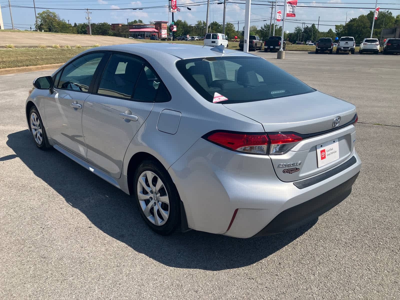 2026 Toyota Corolla photo 7 of 31