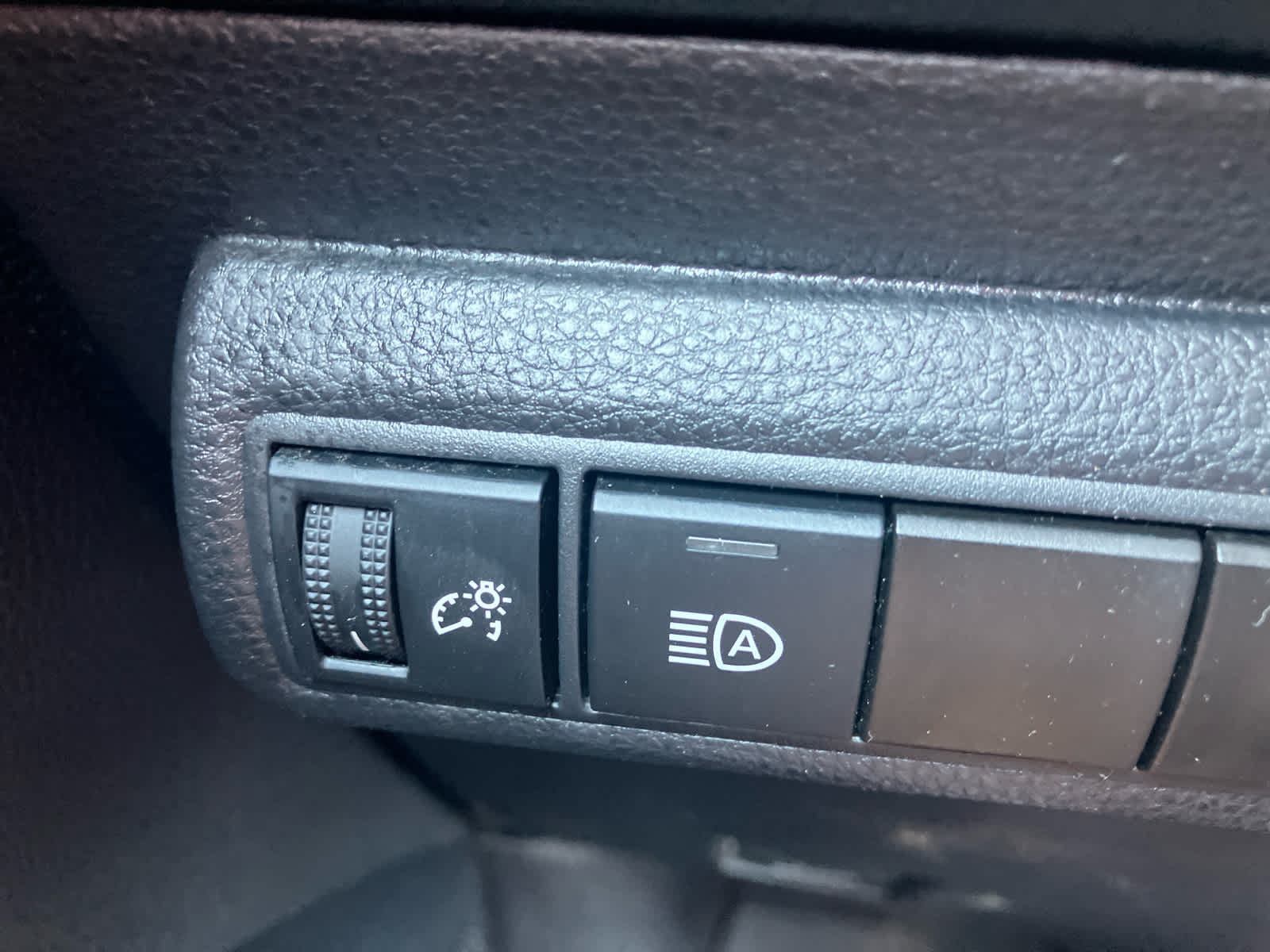 2026 Toyota Corolla photo 15 of 31