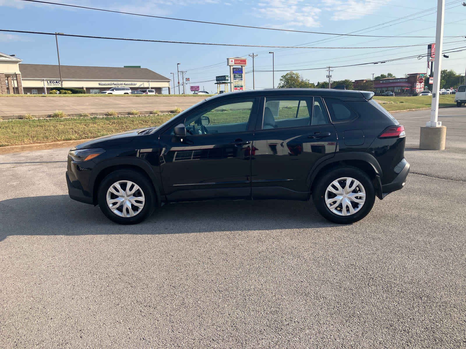 2026 Toyota Corolla Cross photo 6 of 30