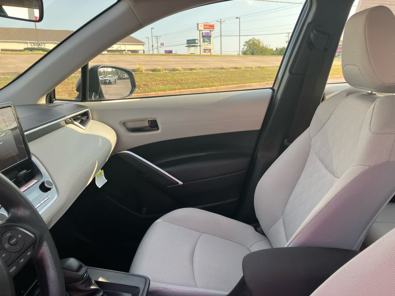 2026 Toyota Corolla Cross photo 12 of 30