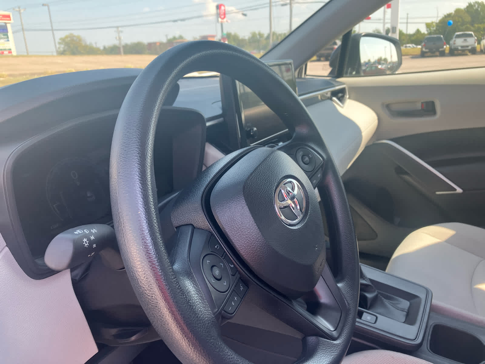 2026 Toyota Corolla Cross photo 12 of 32