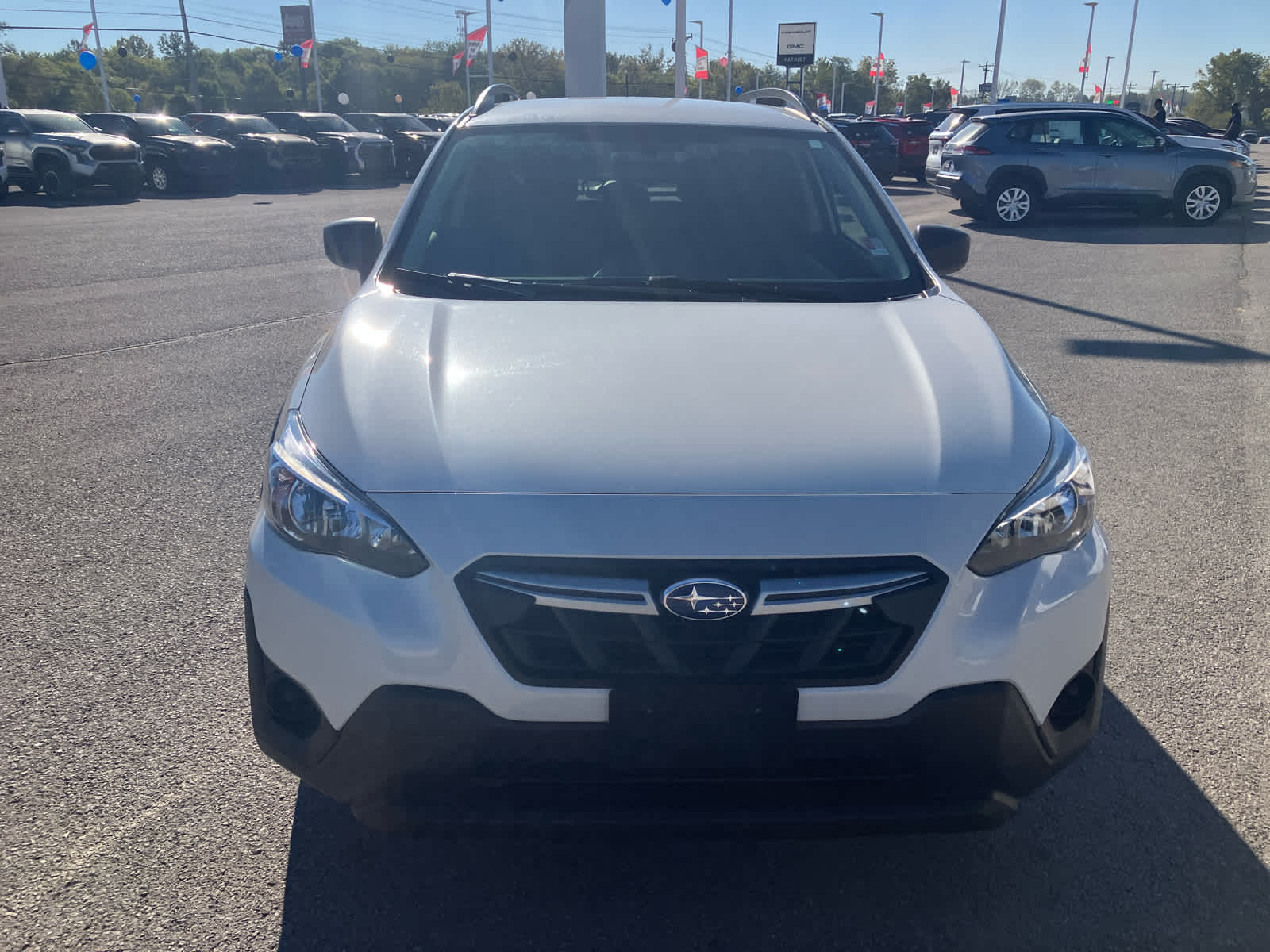 2022 Subaru Crosstrek photo 2 of 28