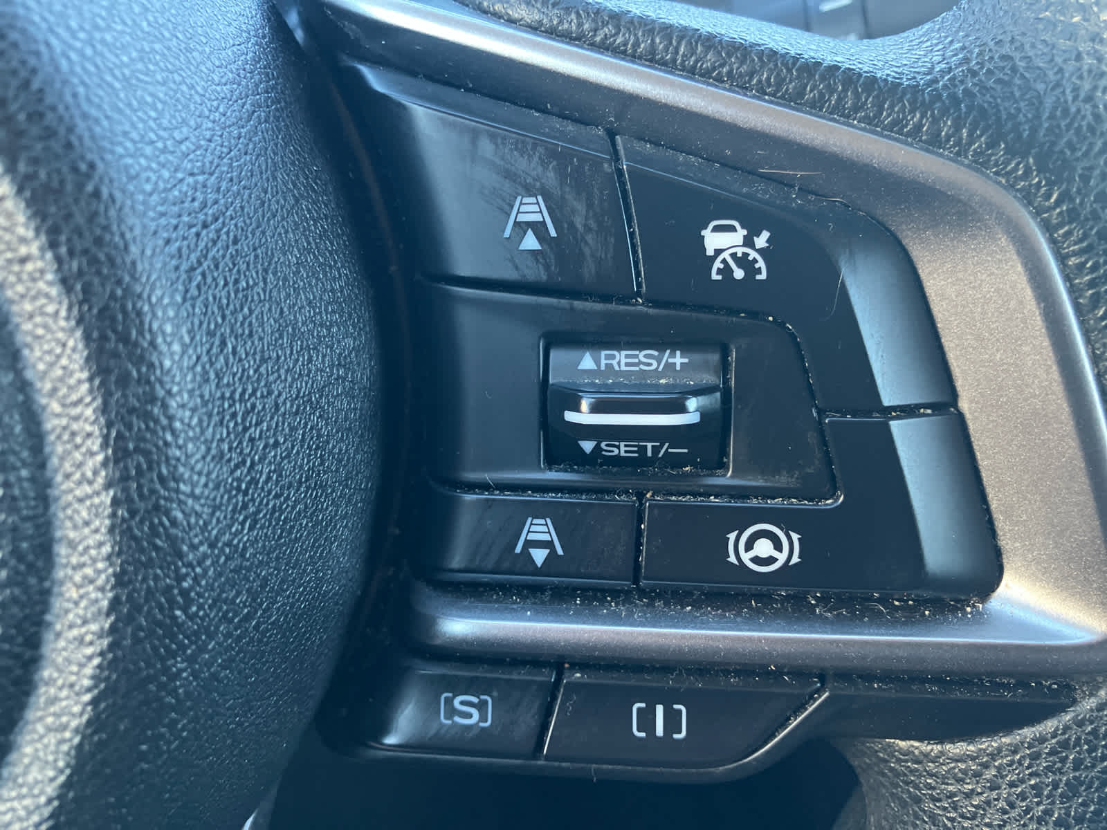 2022 Subaru Crosstrek photo 18 of 28