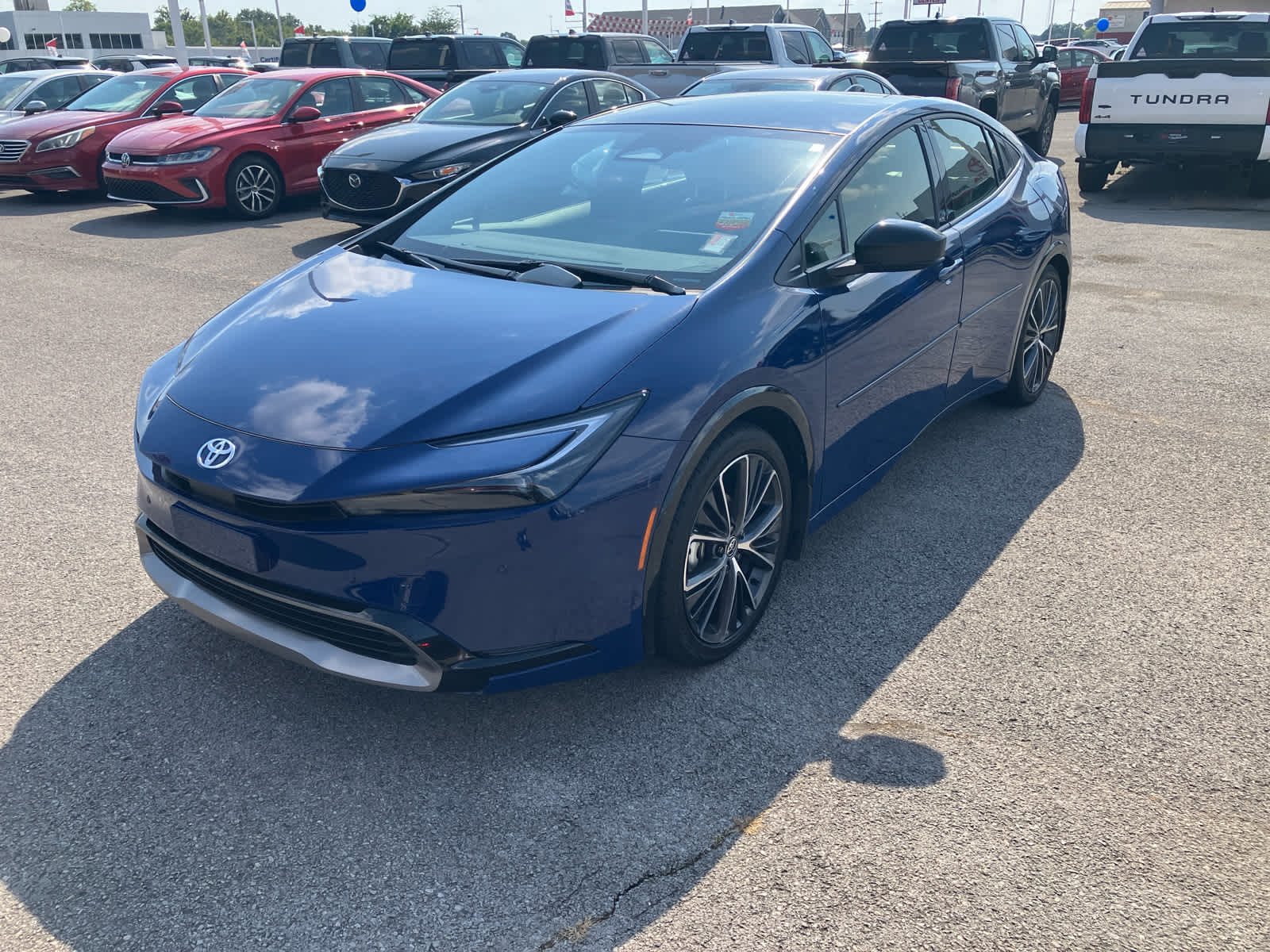 2026 Toyota Prius photo 5 of 33