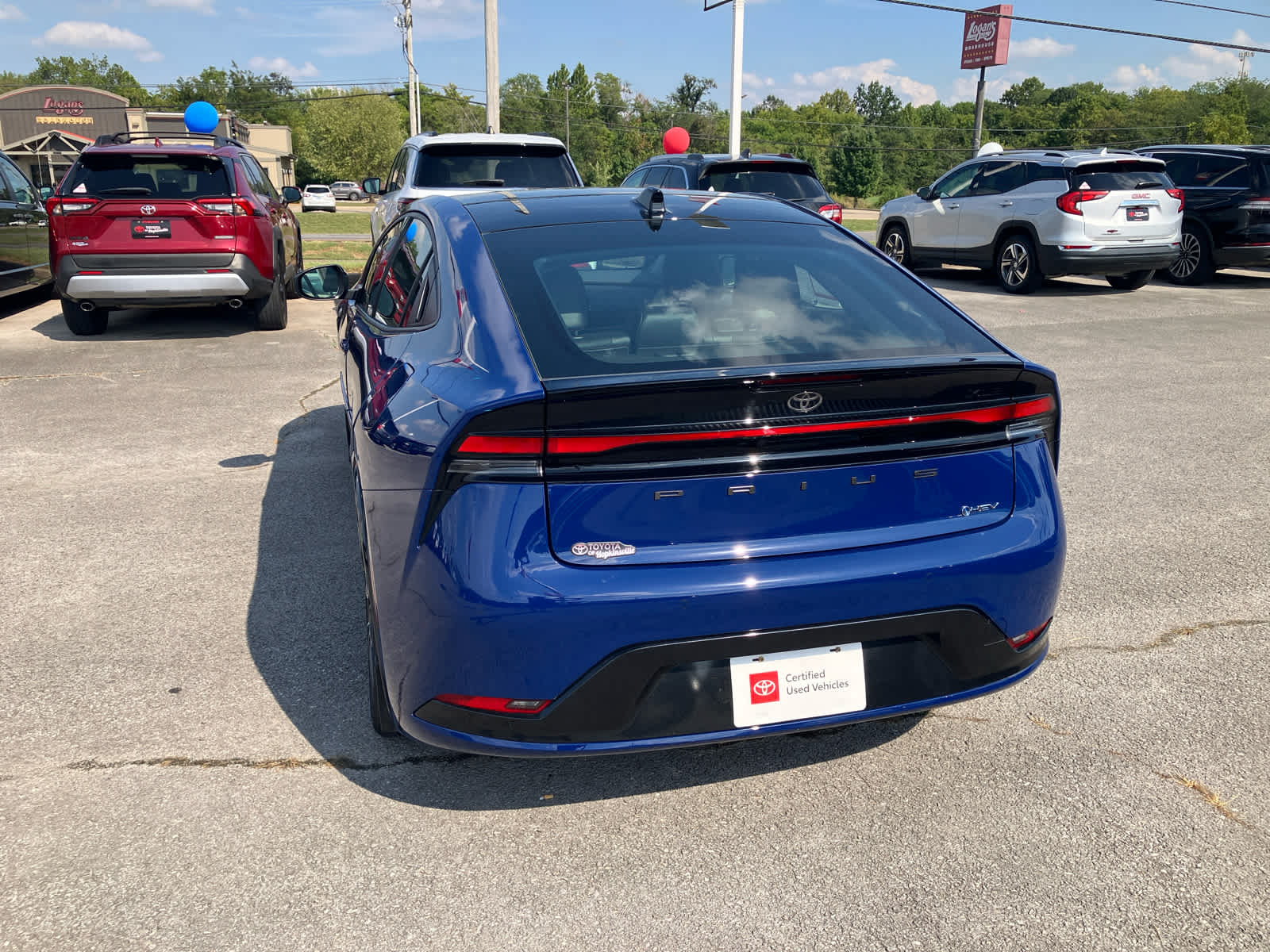 2026 Toyota Prius photo 8 of 33