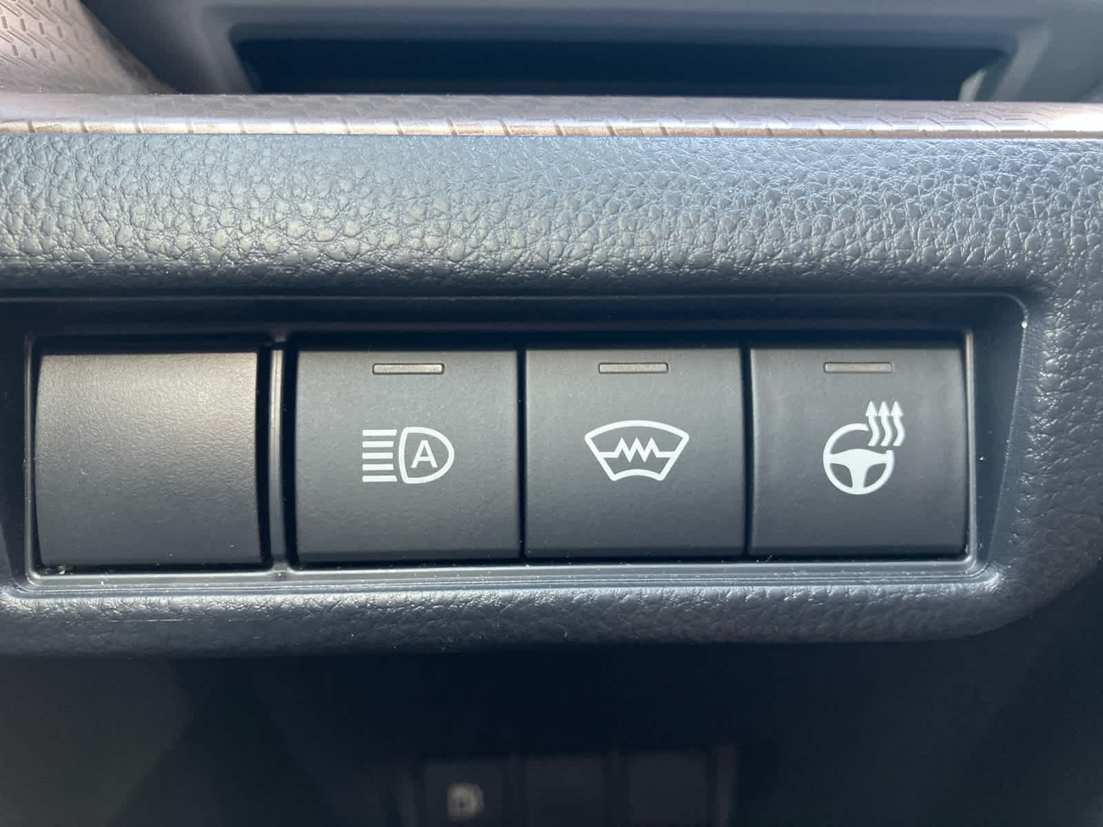 2026 Toyota Prius photo 15 of 33
